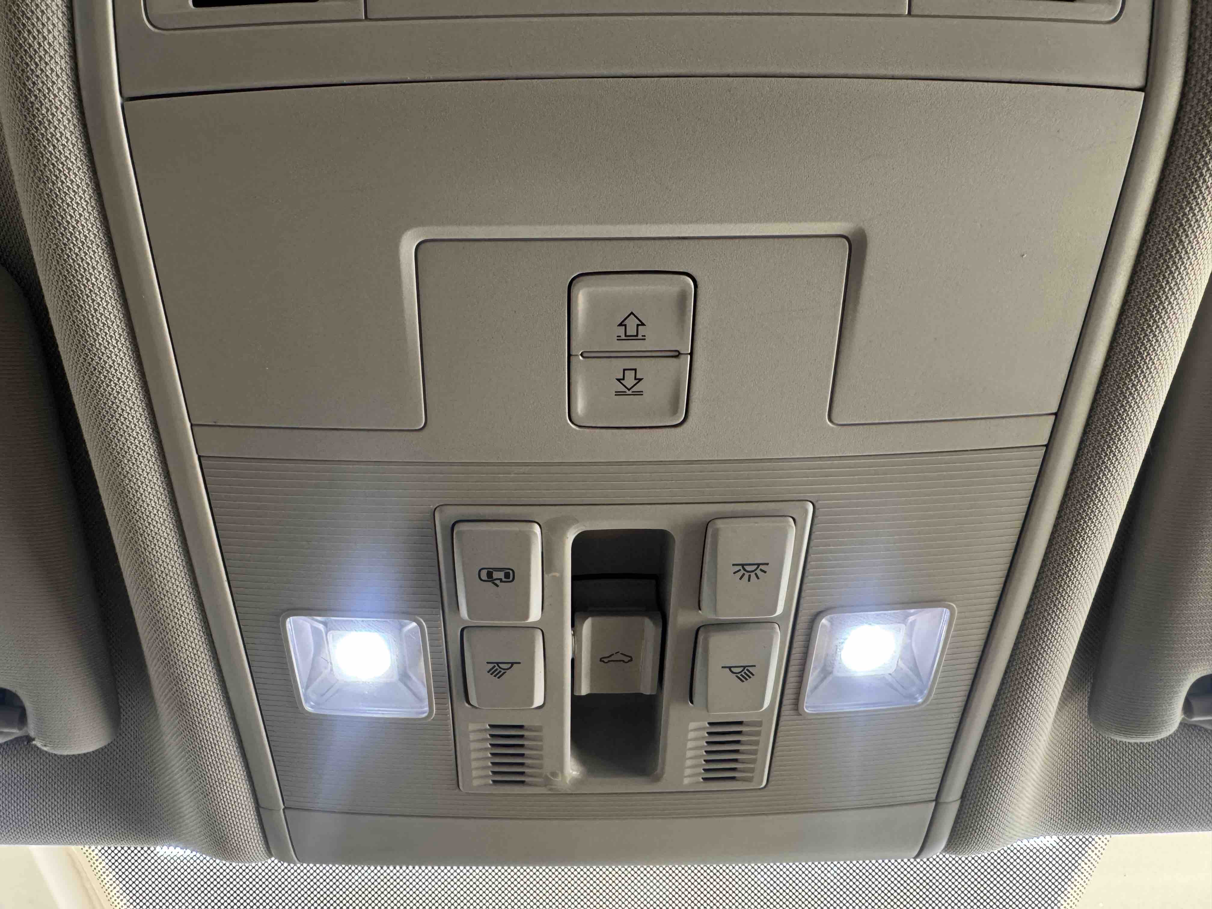 Volkswagen T-Cross 2021 car image #14