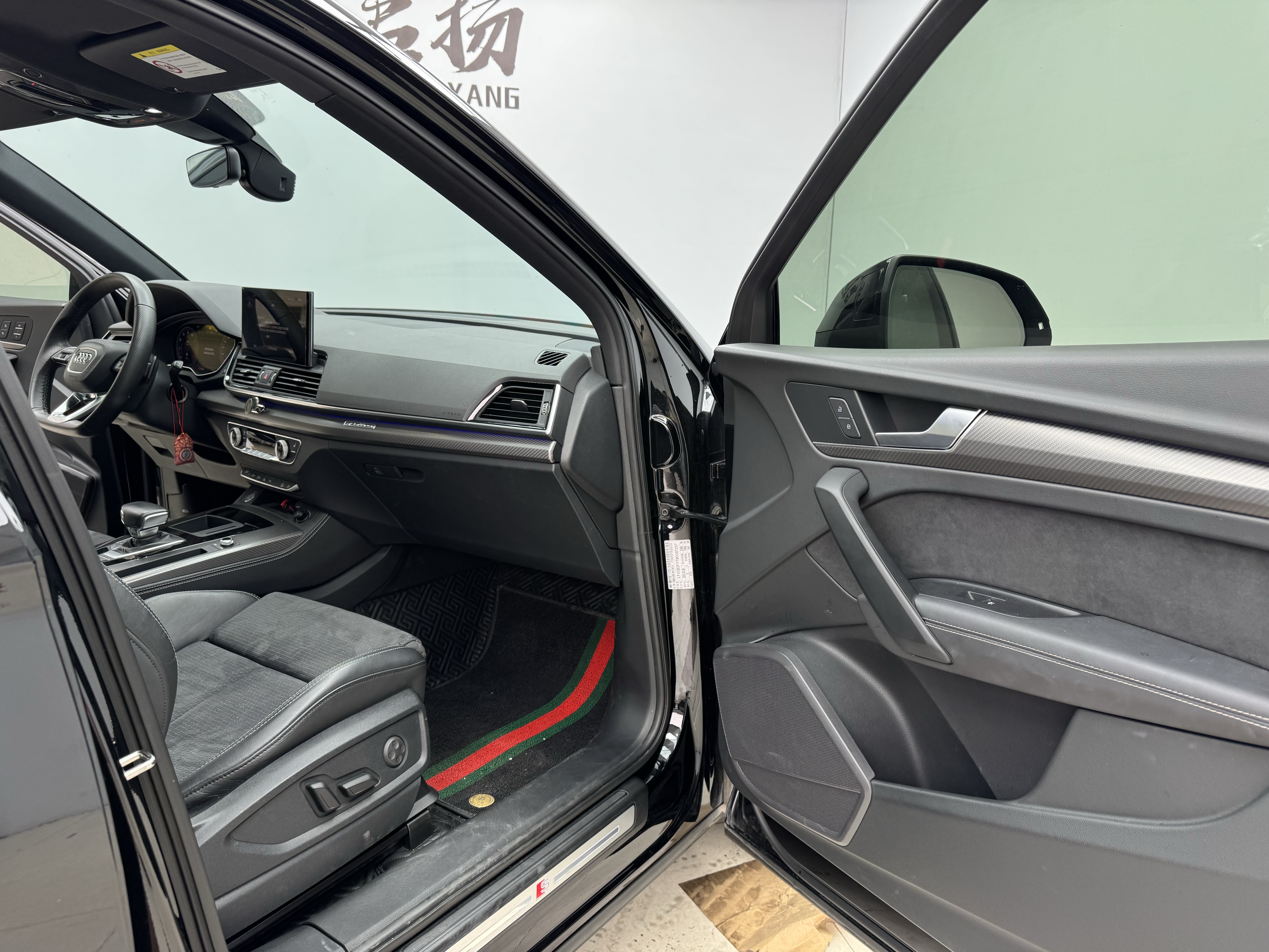 Audi Q5L Sportback 2021 изображение автомобиля #14