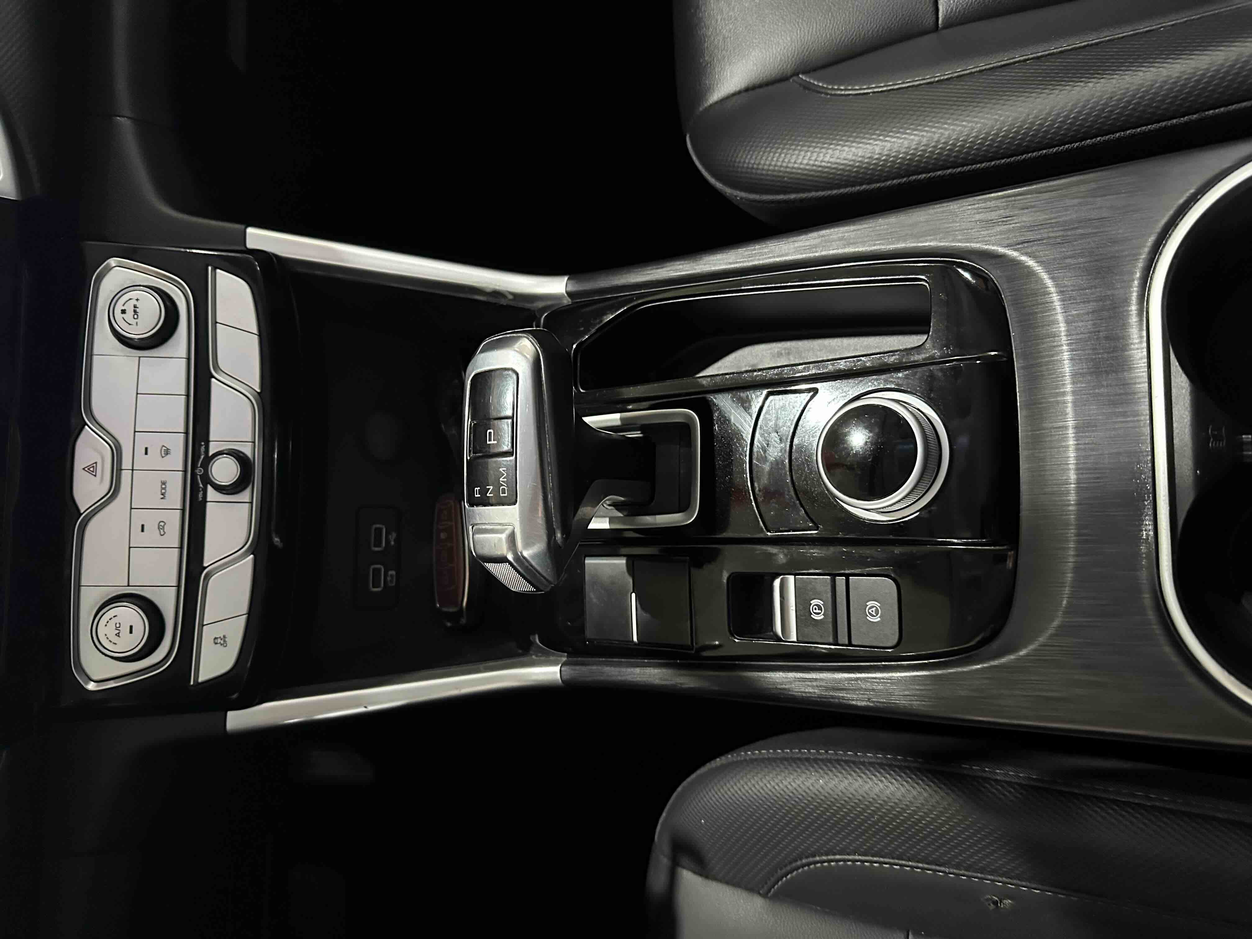 Great Wall Poer 2023 immagine di auto #14