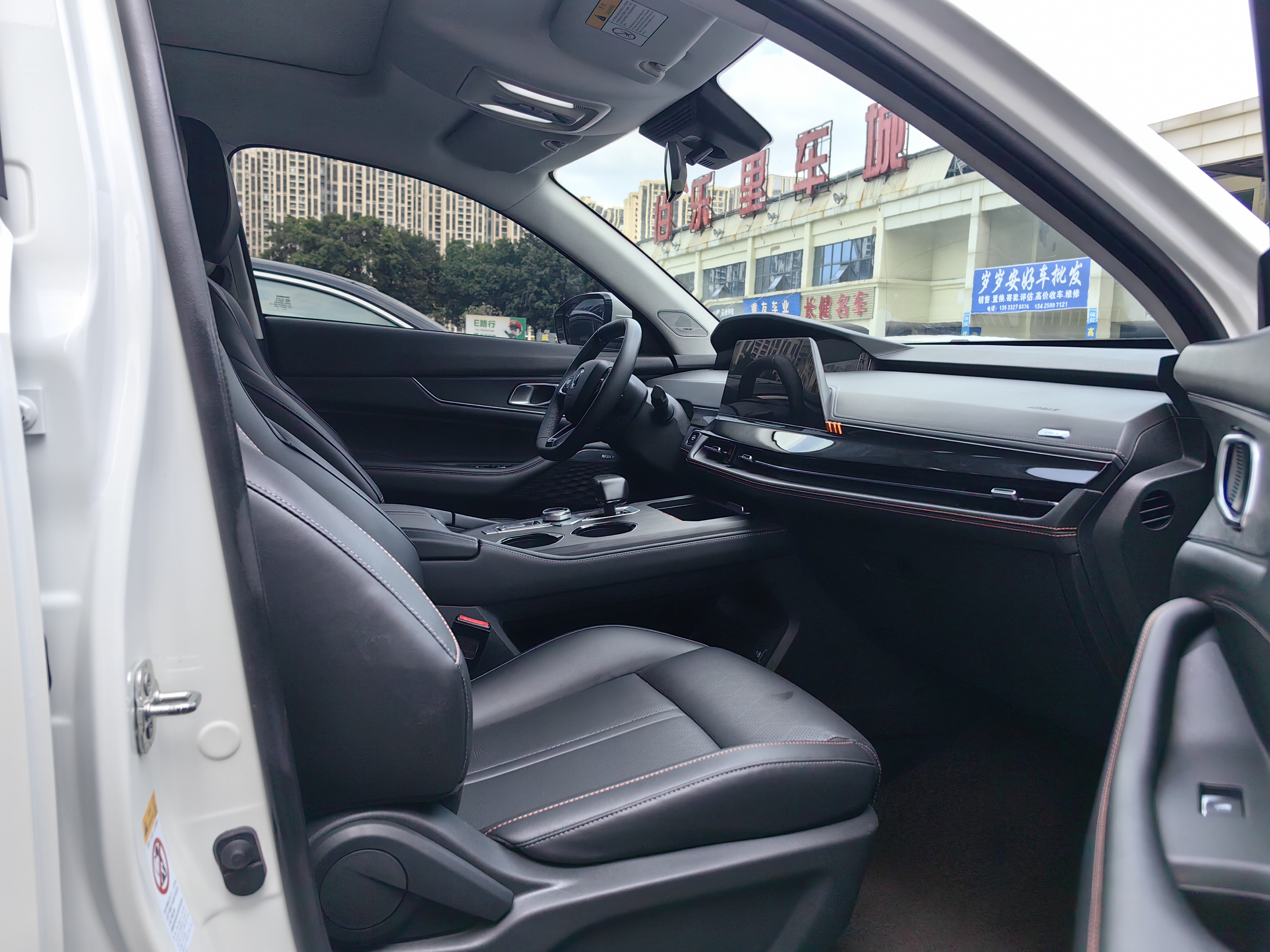 Changan UNI-K 2022 car image #14