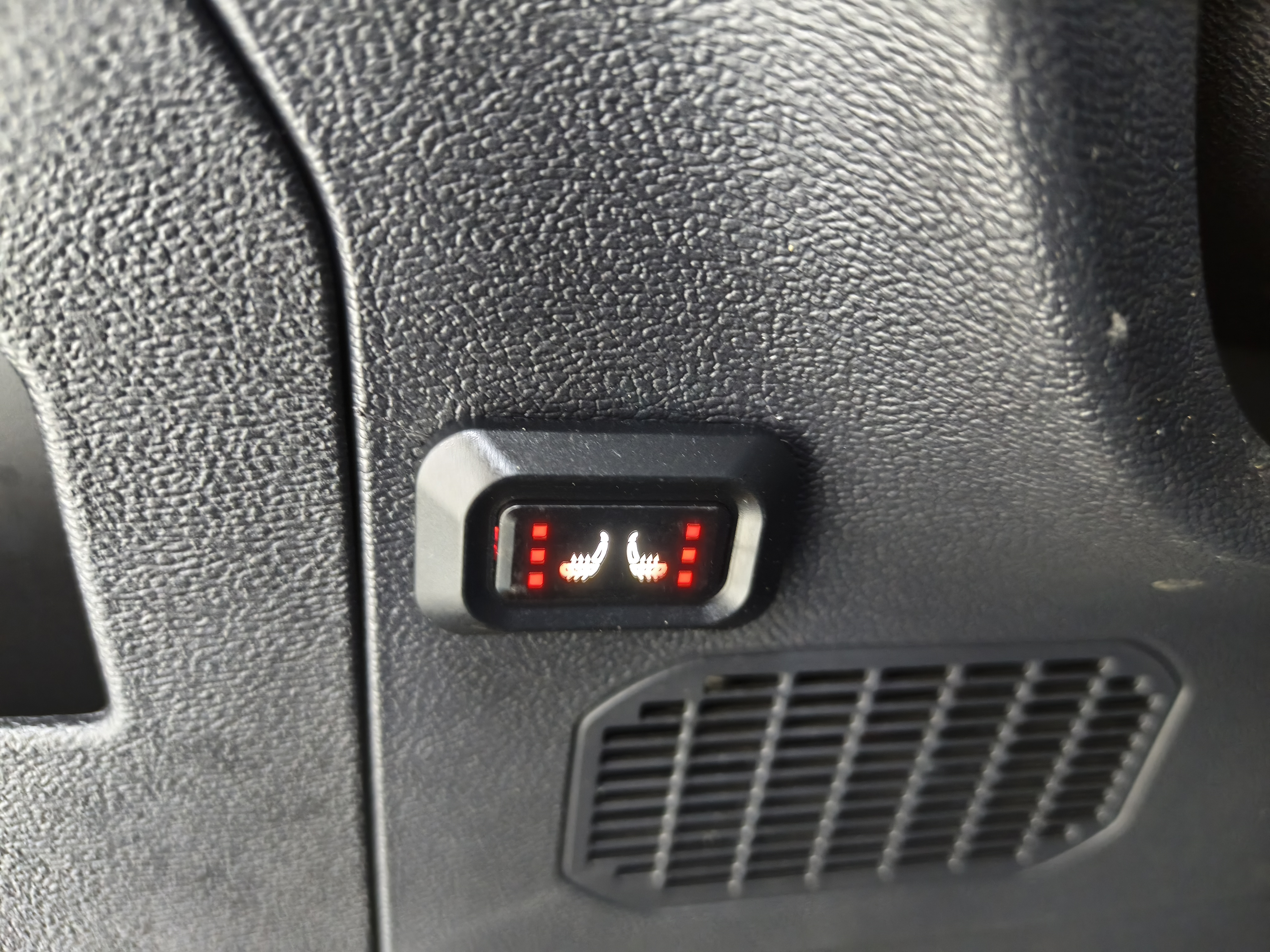Haval H6 2021 #14 Haval H6 2021 car image #14
