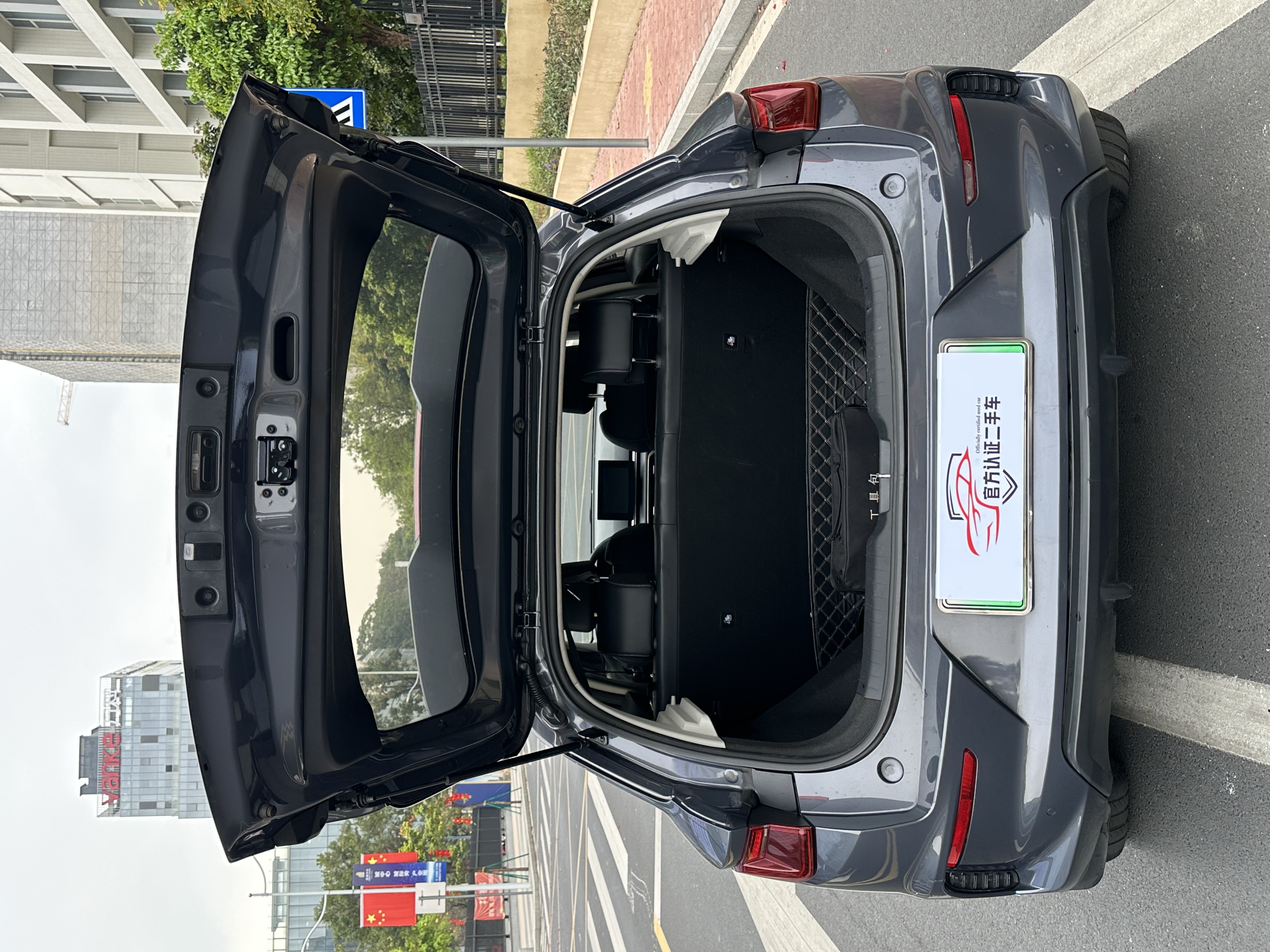 BYD e2 2020 изображение автомобиля #14