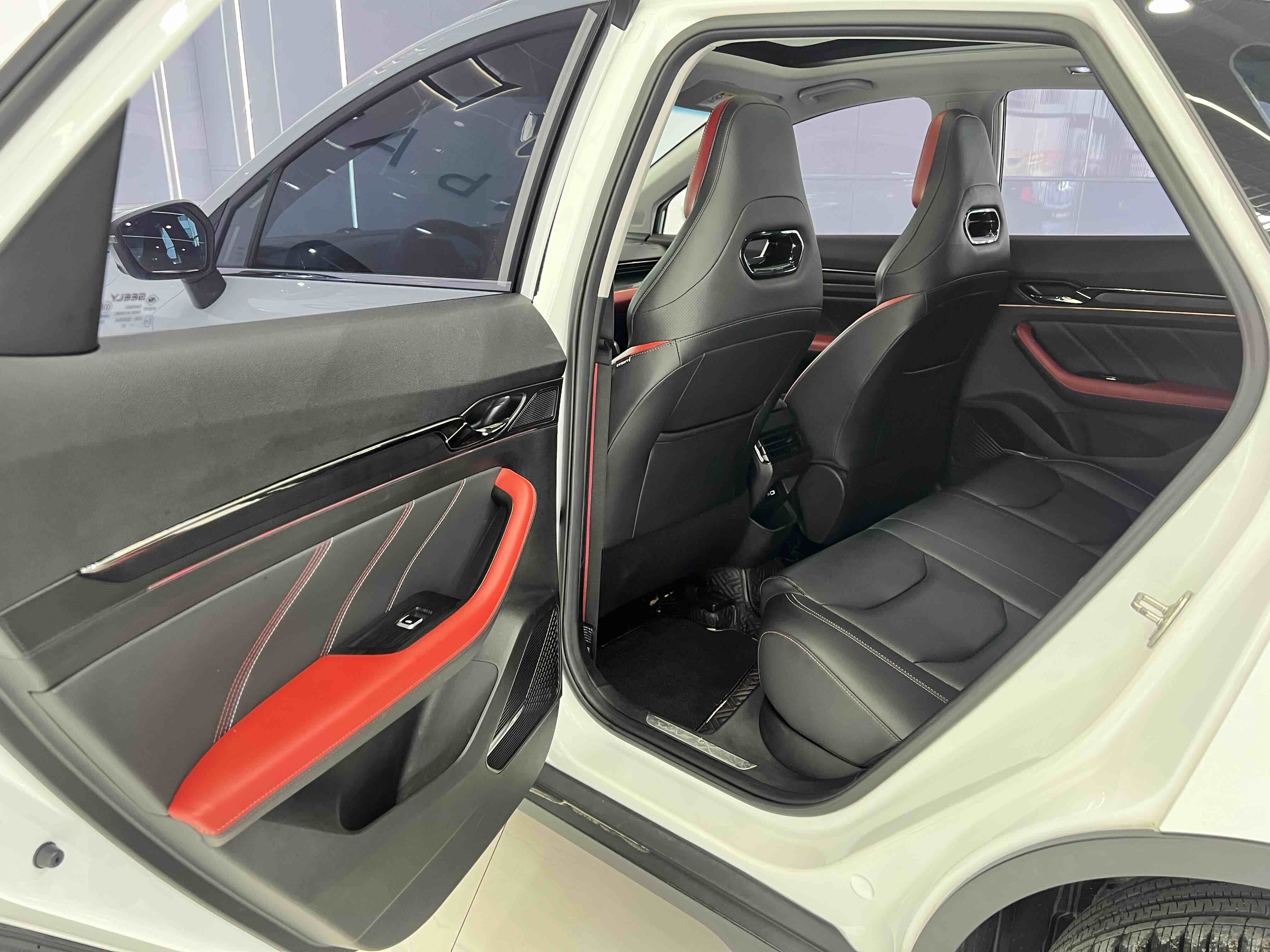 Emgrand S 2021 car image #14