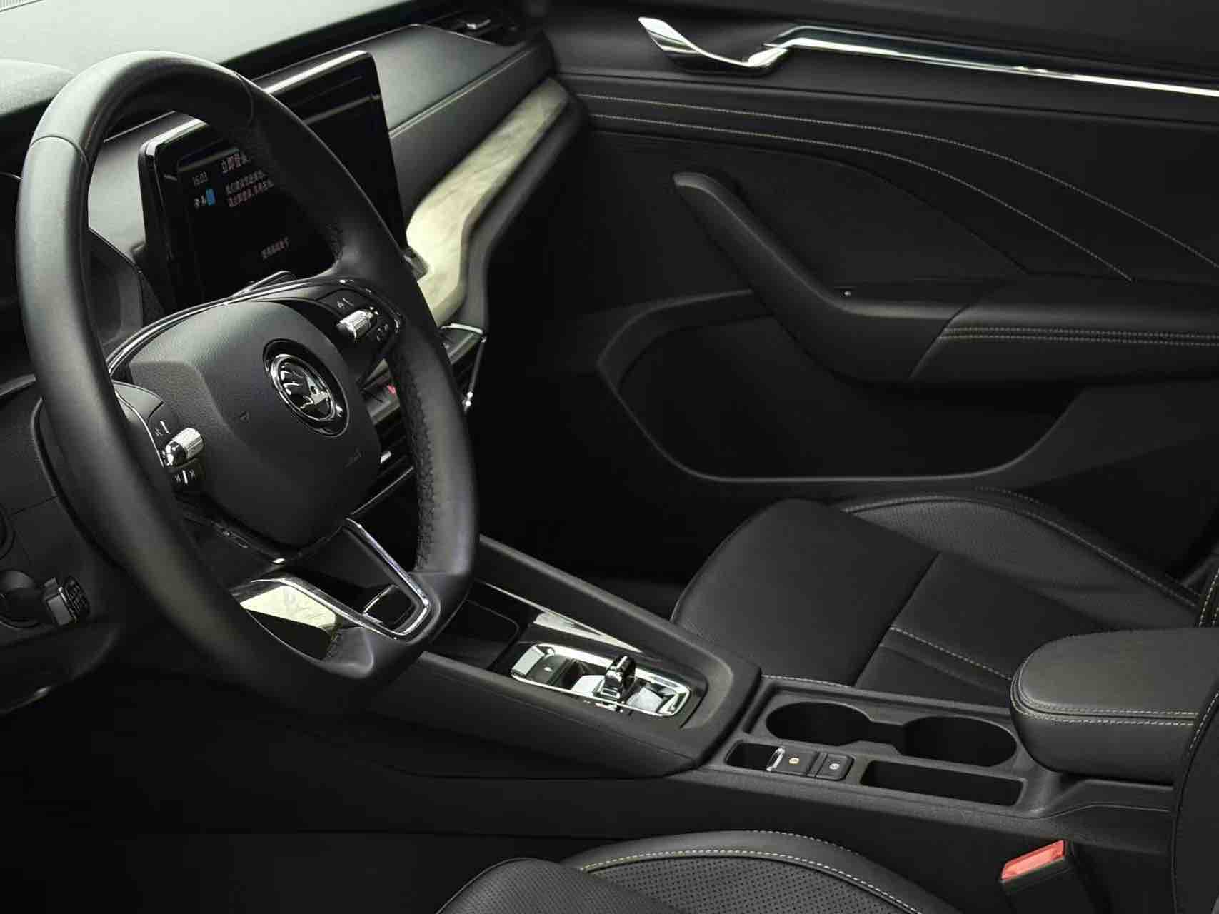 Skoda Octavia 2021 #14 Skoda Octavia 2021 car image #14