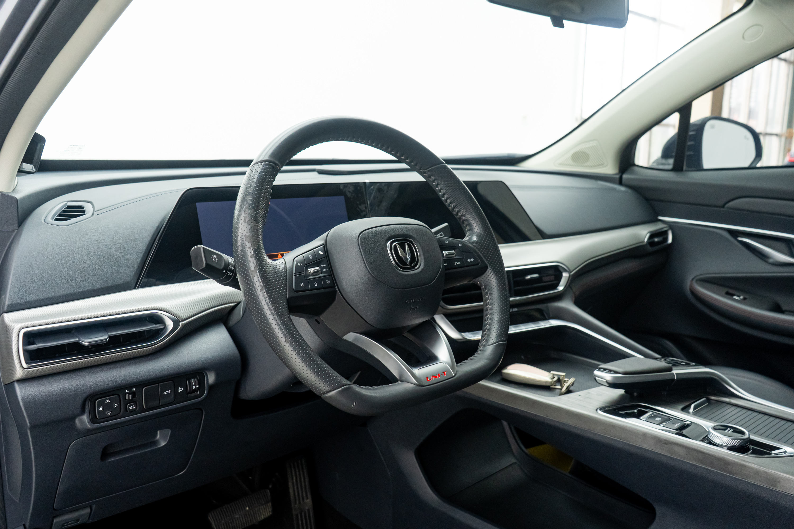 Changan UNI-T 2021 immagine di auto #14