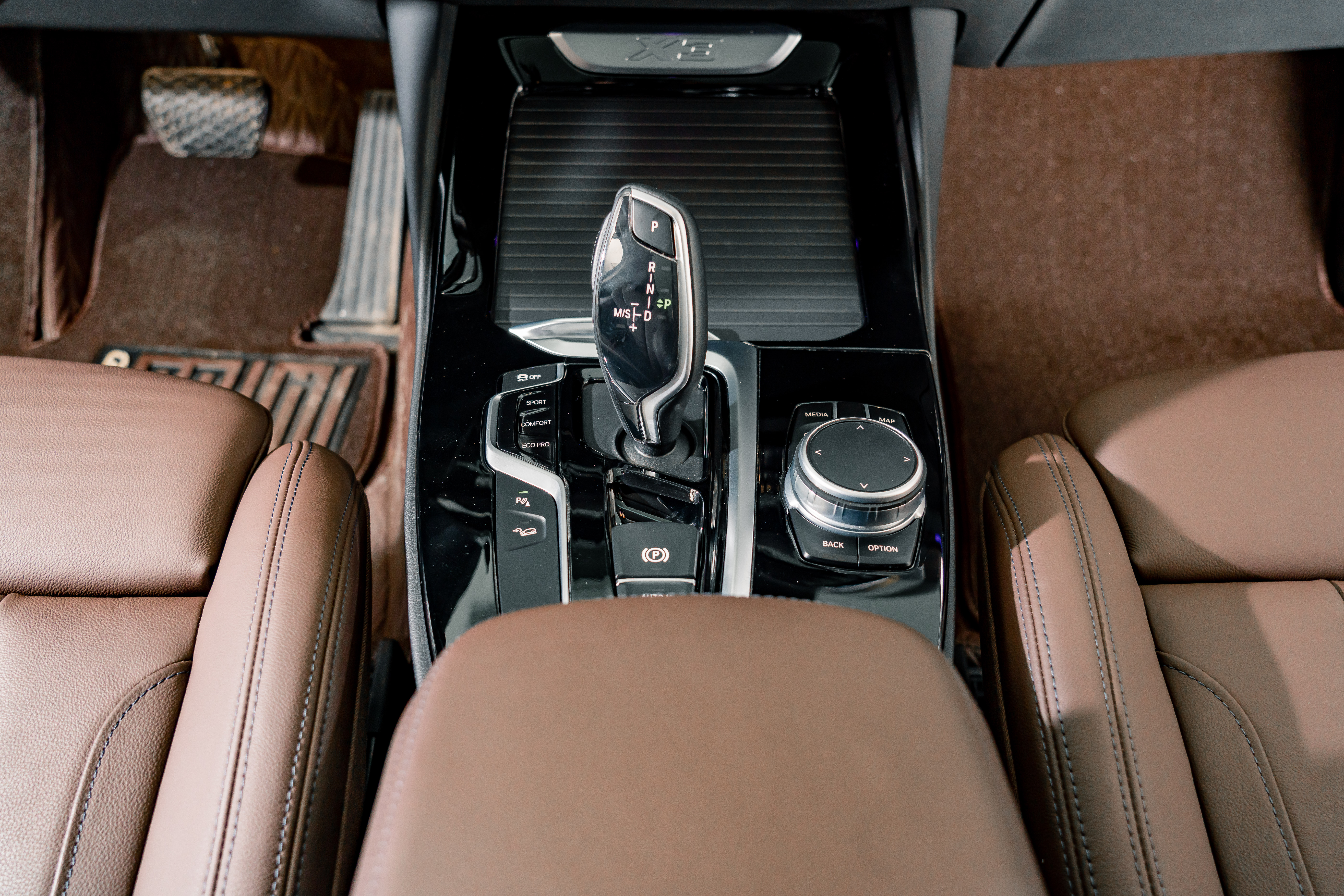 BMW X3 2021 car image #14