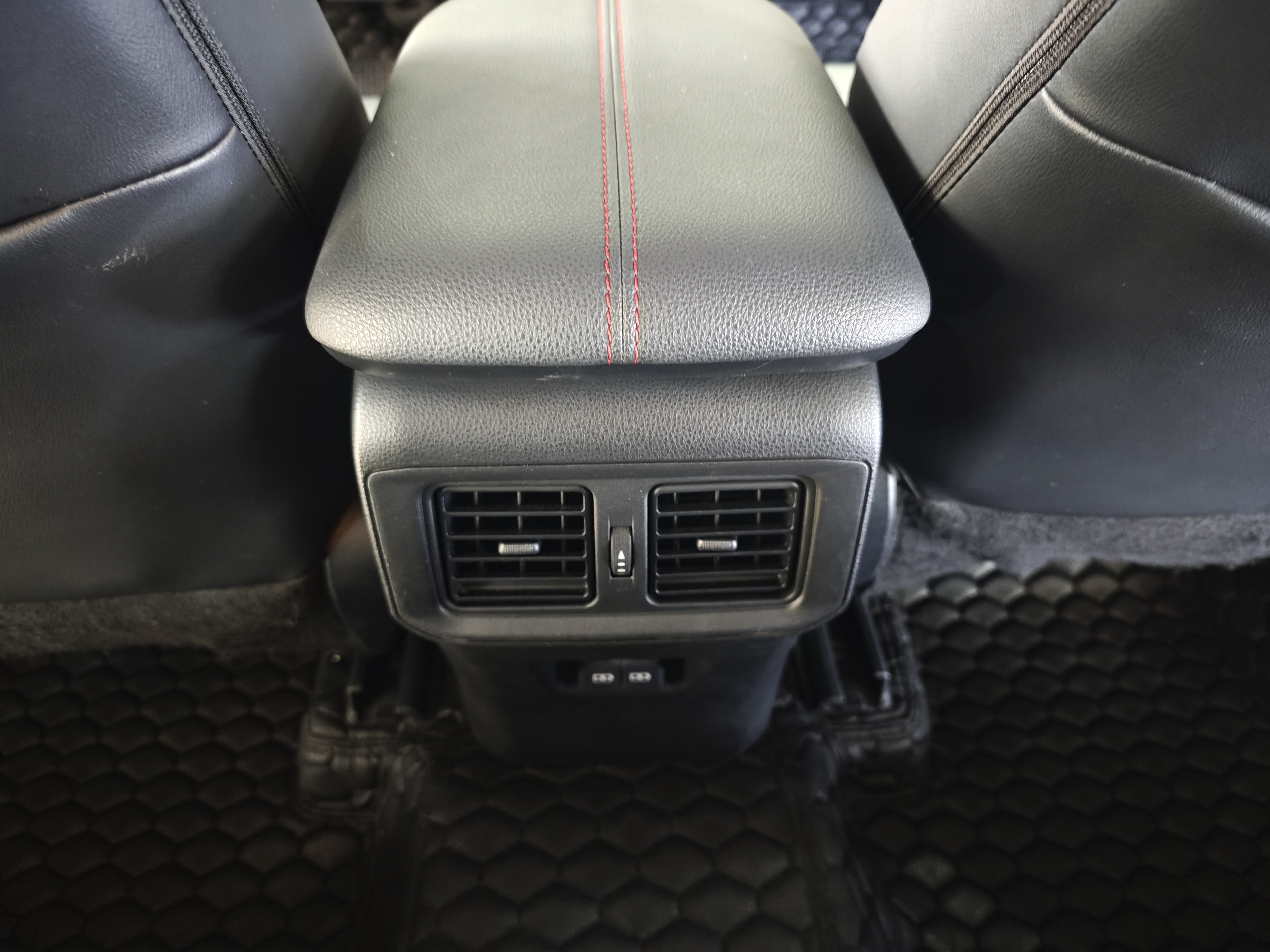 Toyota Wildlander New Energy 2021 car image #14