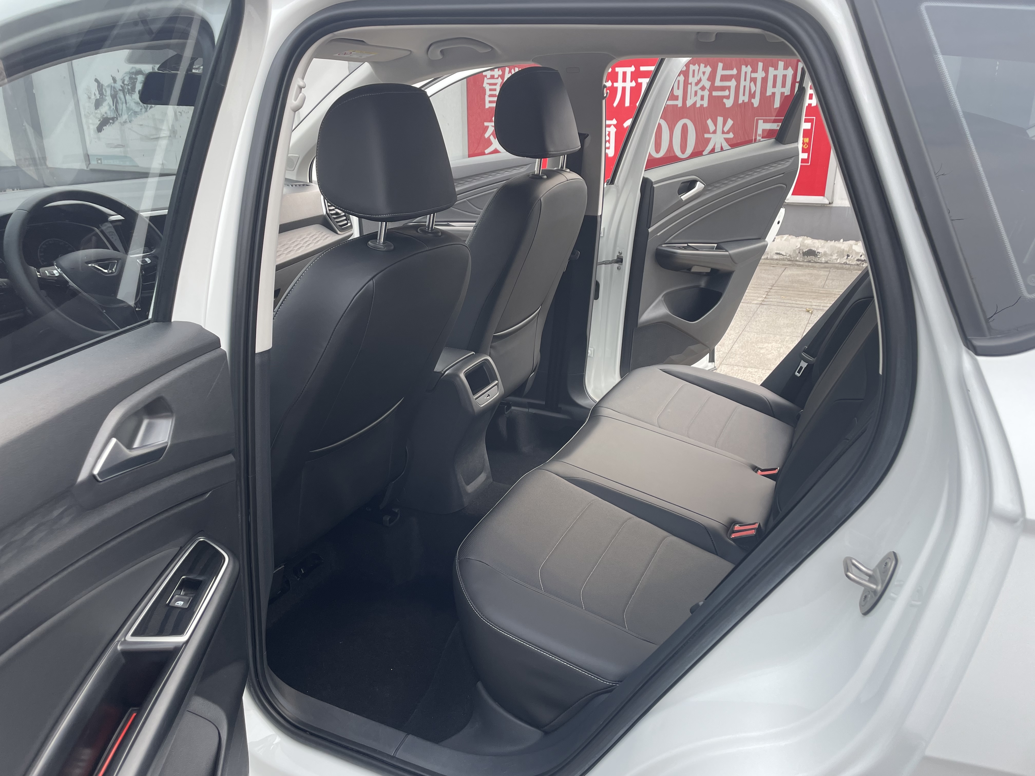 VS5 2021 car image #14