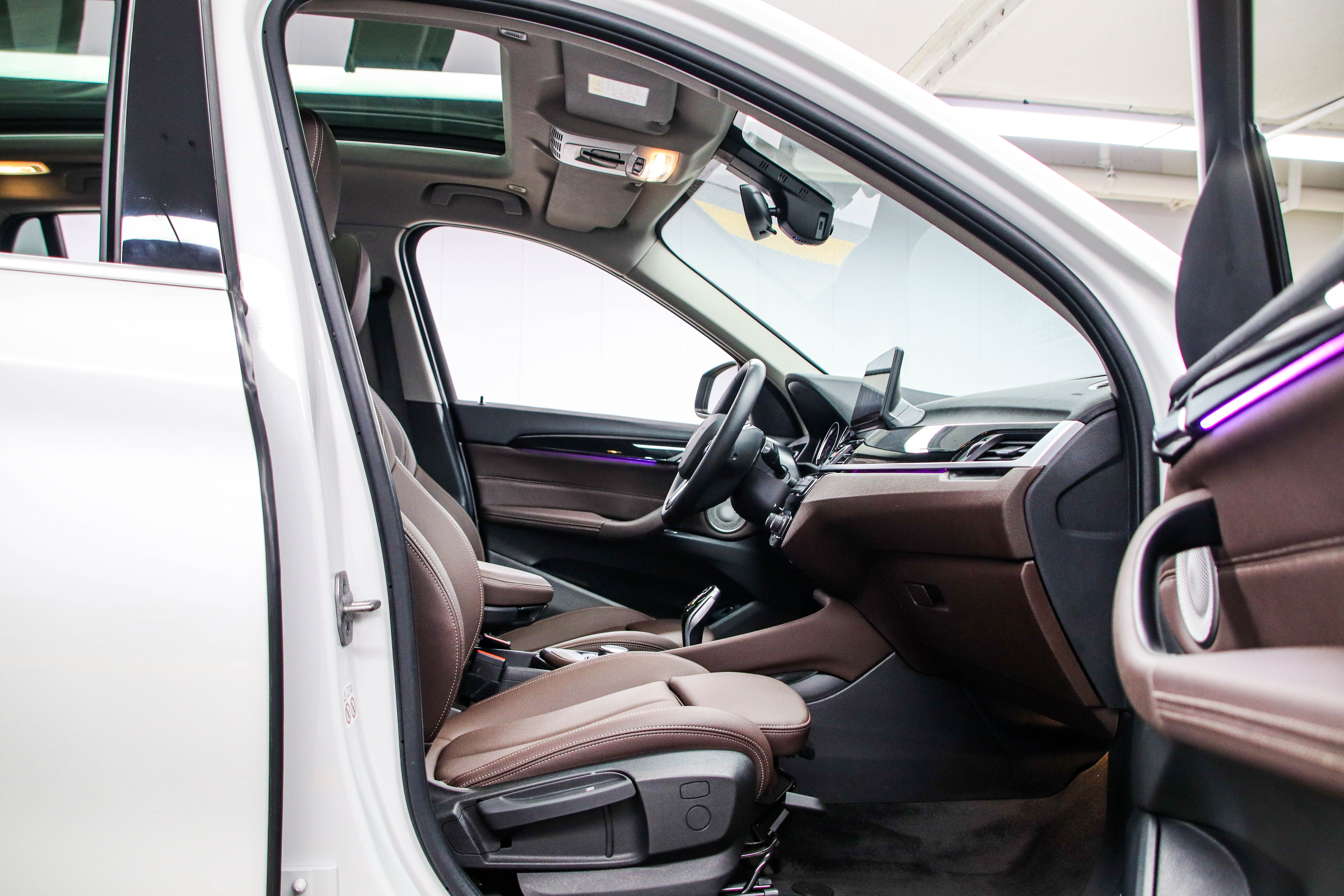 BMW X1 2022 car image #14