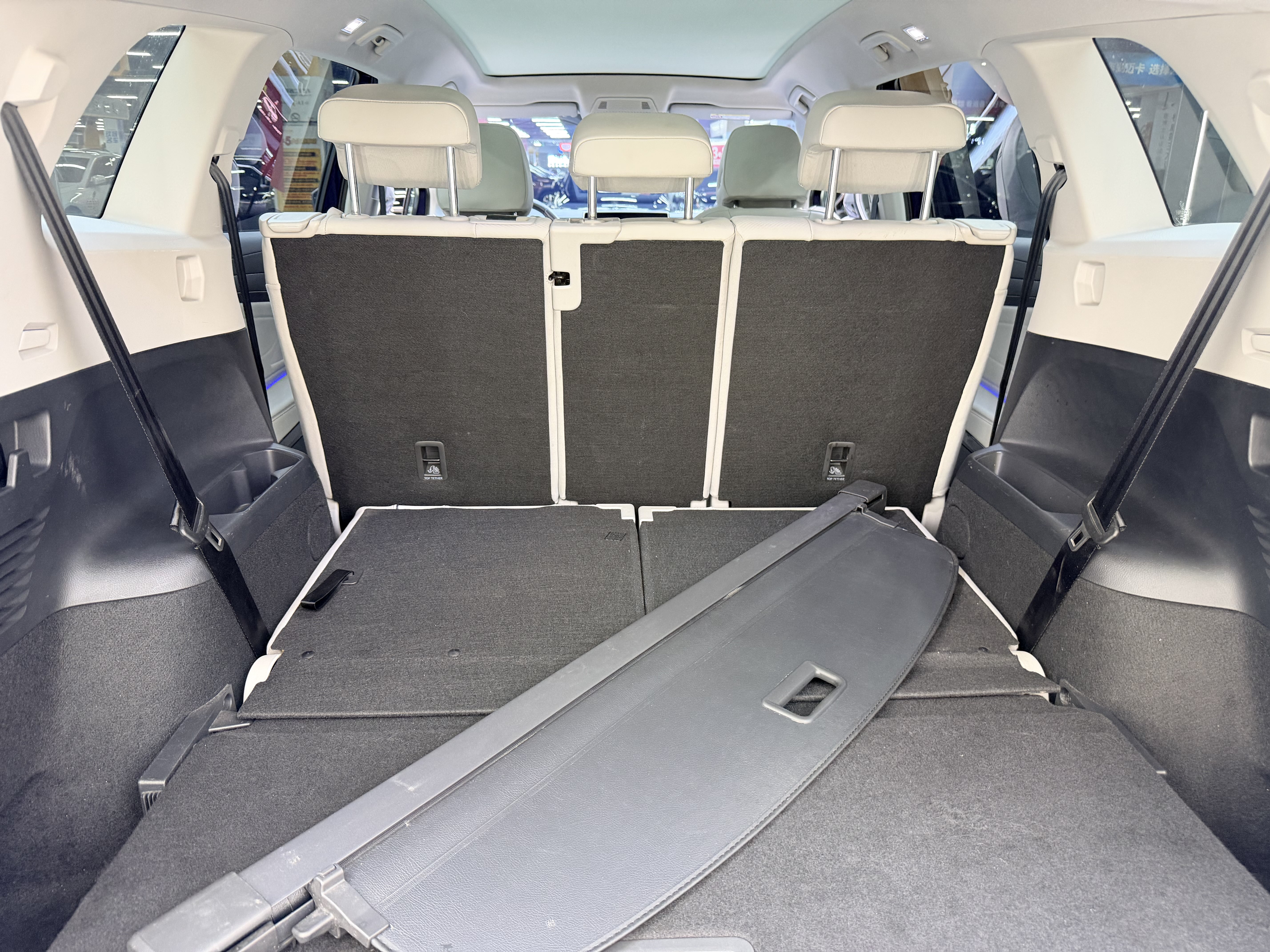 Volkswagen ID.6 X 2022 #14 Volkswagen ID.6 X 2022 immagine di auto #14