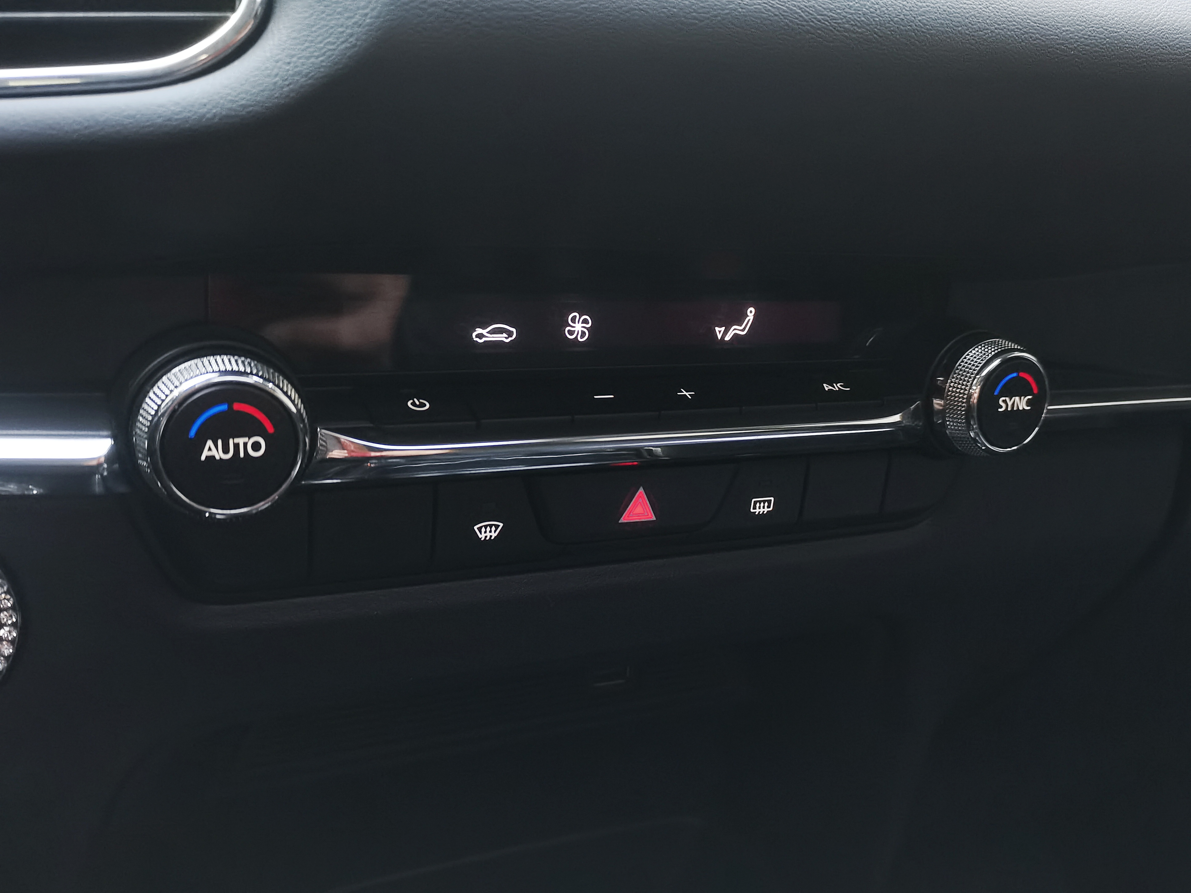 Mazda CX-30 2021 изображение автомобиля #14