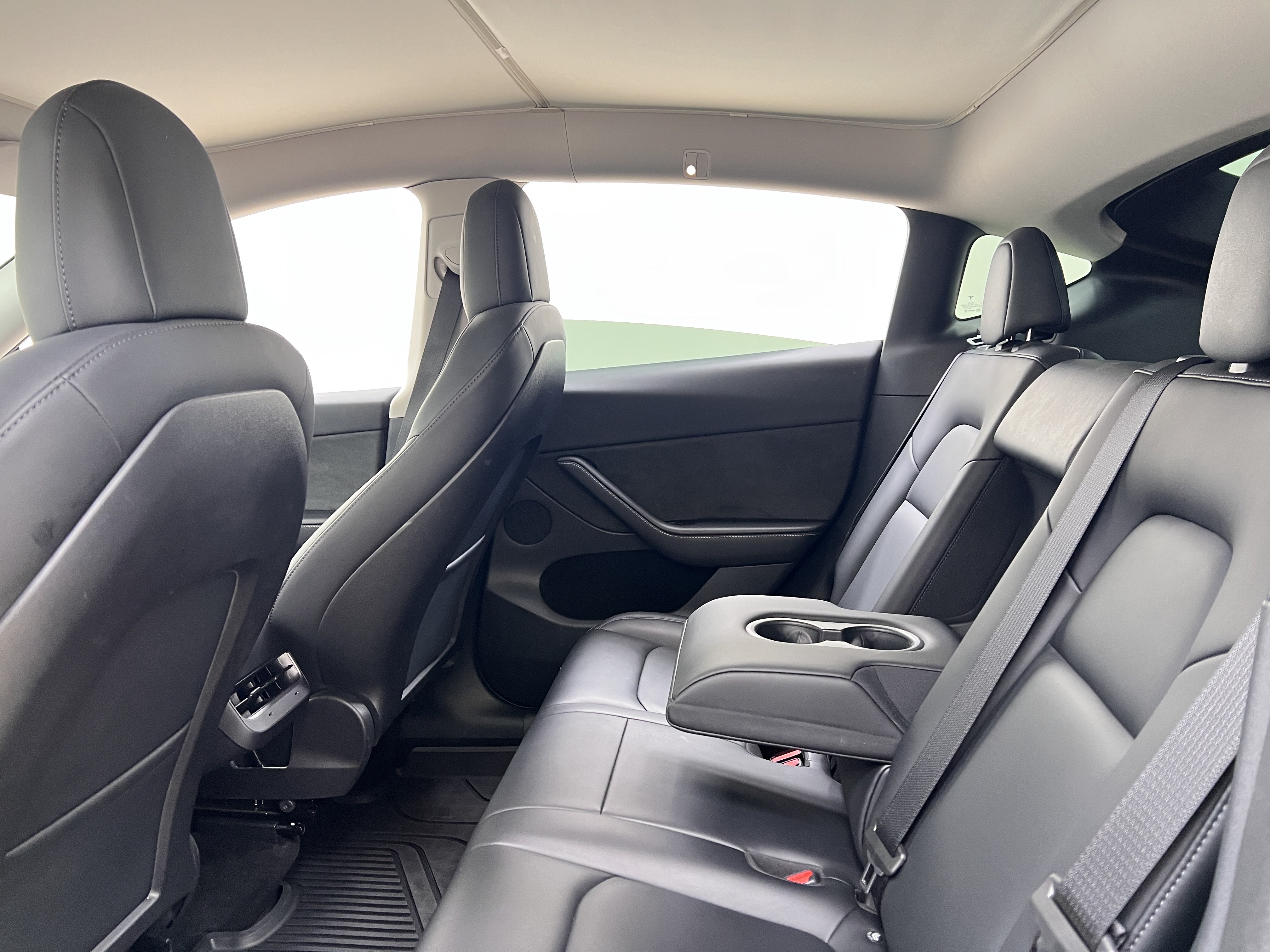 特斯拉 Model Y 2021 汽车图片 #14