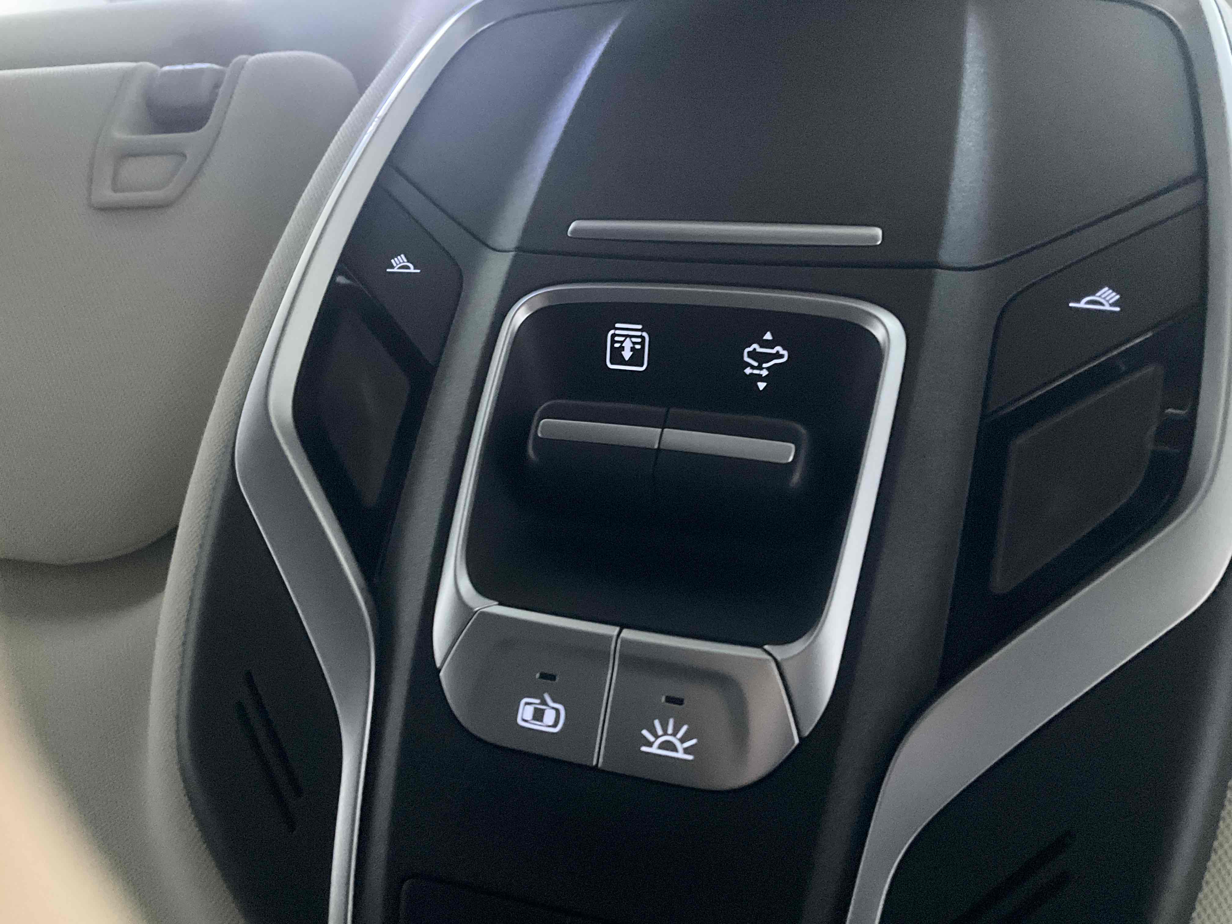 GEELY Tugella S 2022 car image #14