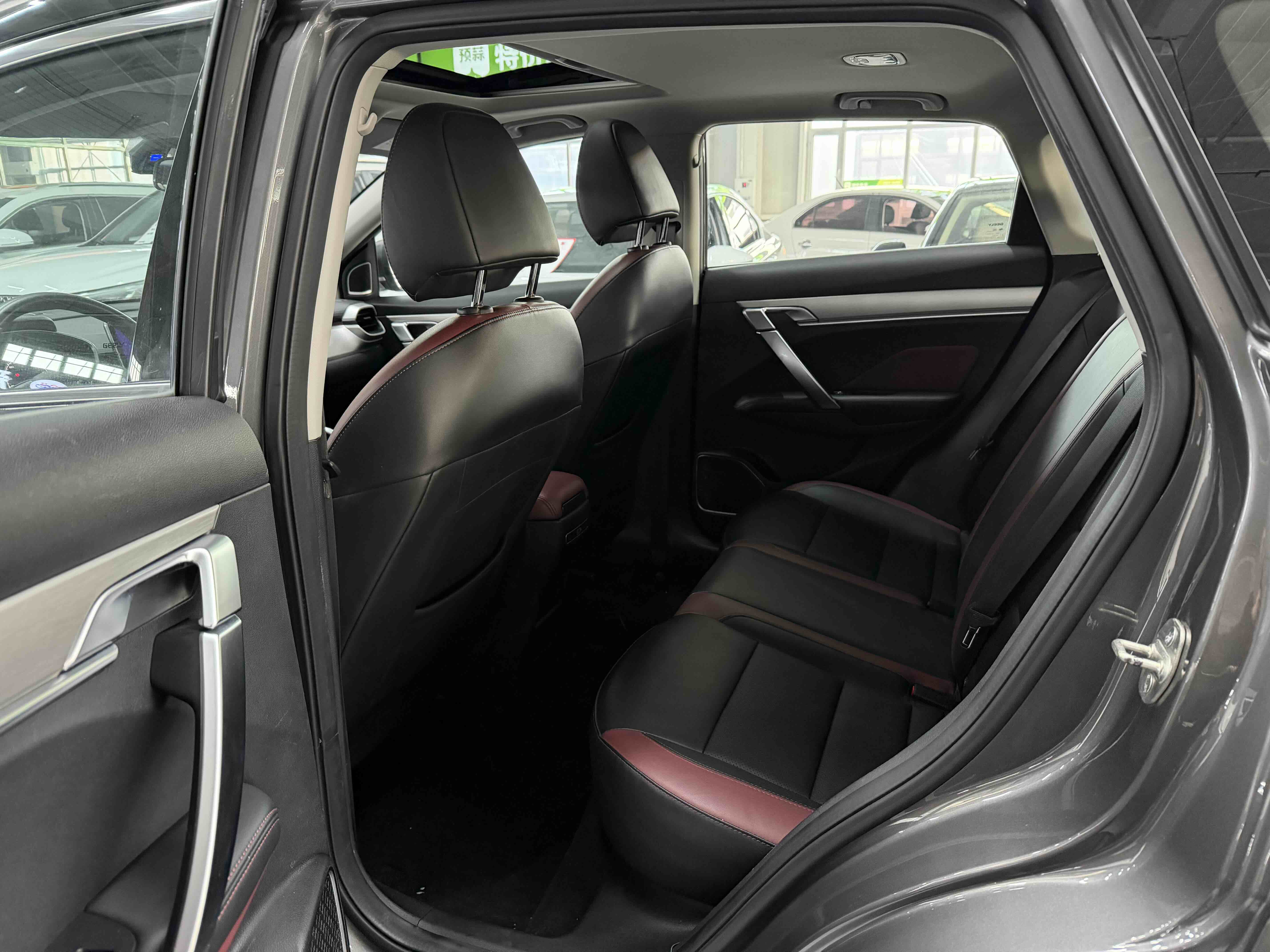 GEELY Coolray 2022 car image #14