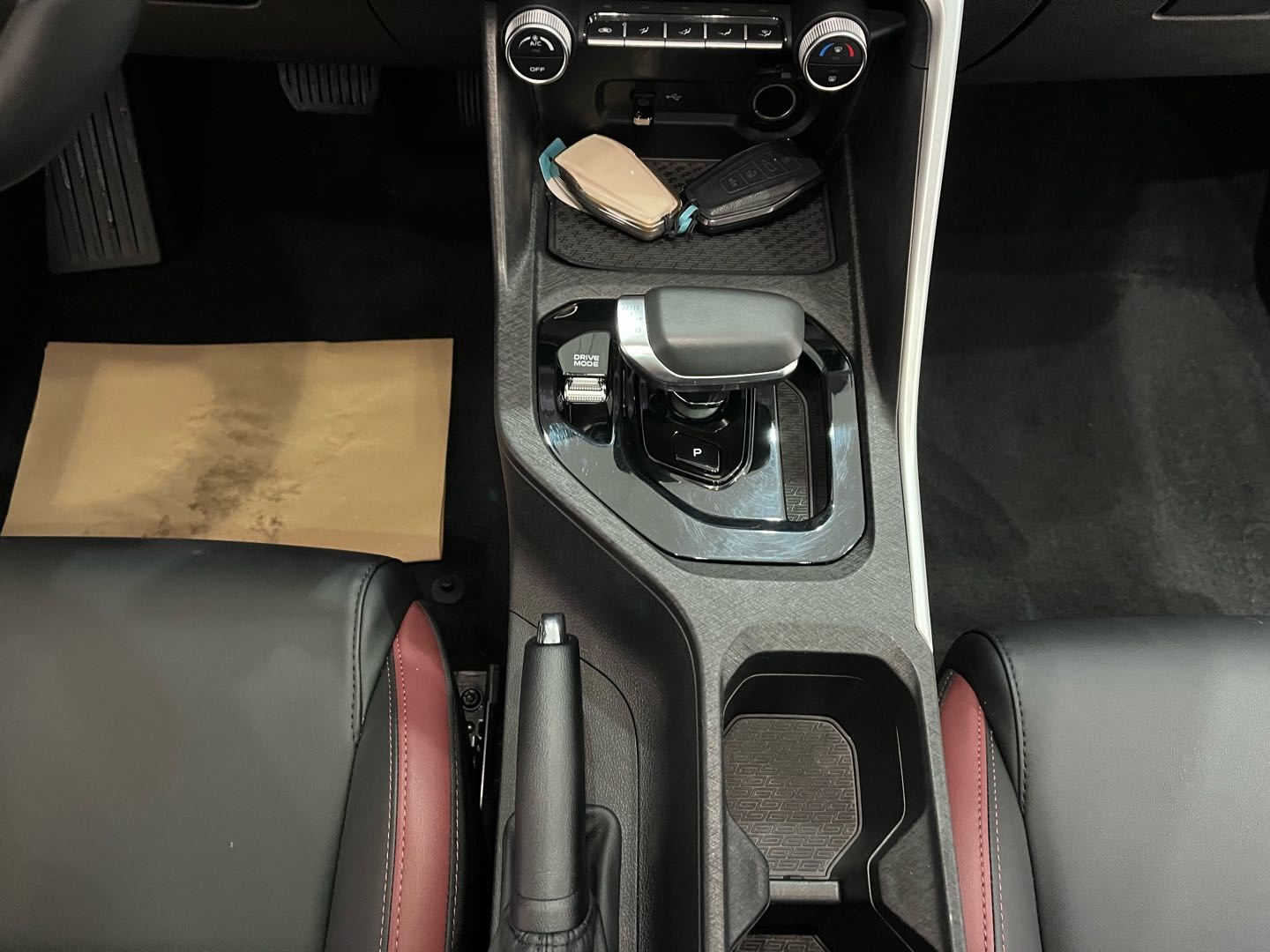 GEELY Coolray 2022 car image #14