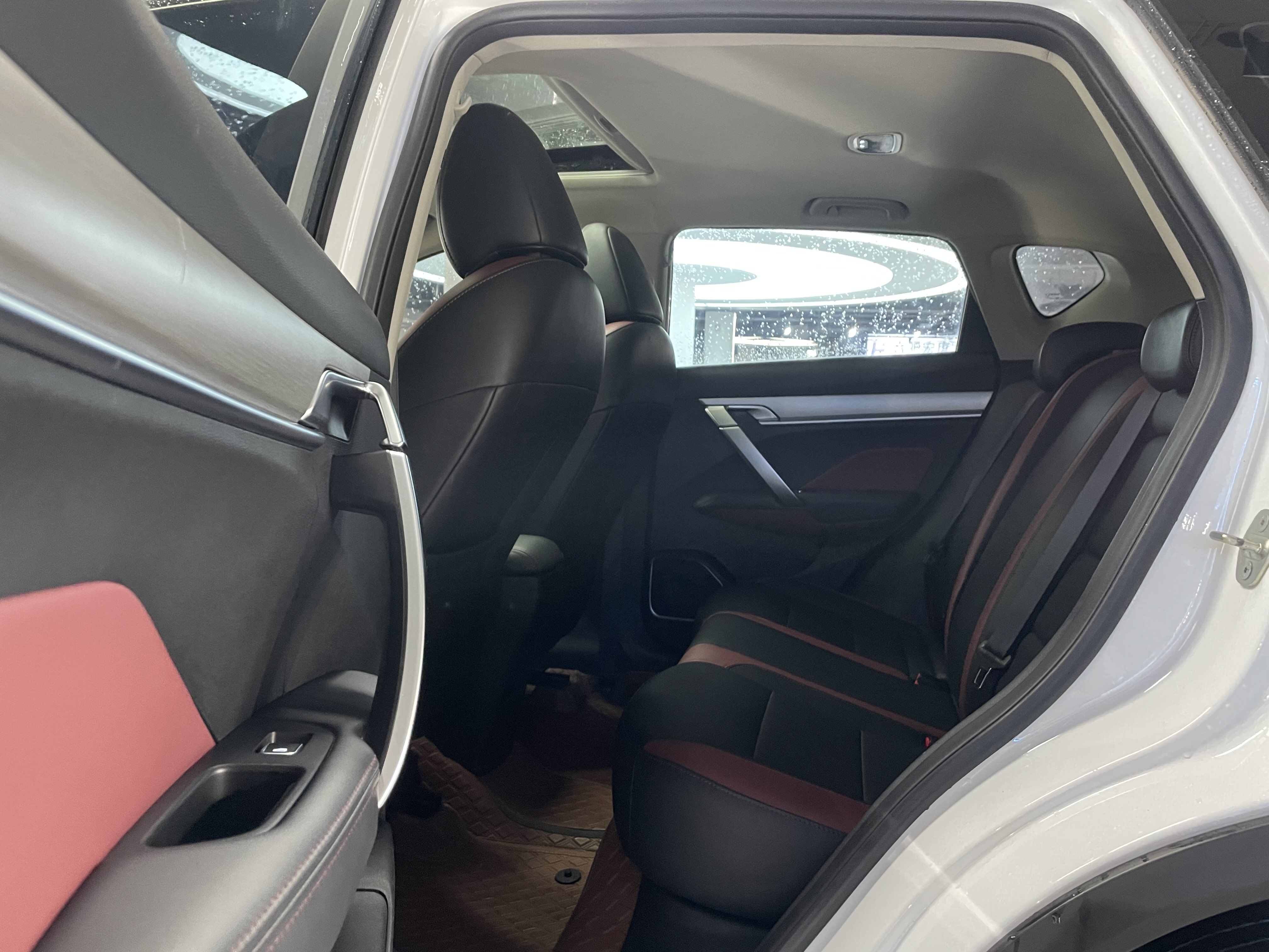 GEELY Coolray 2022 #14 GEELY Coolray 2022 car image #14