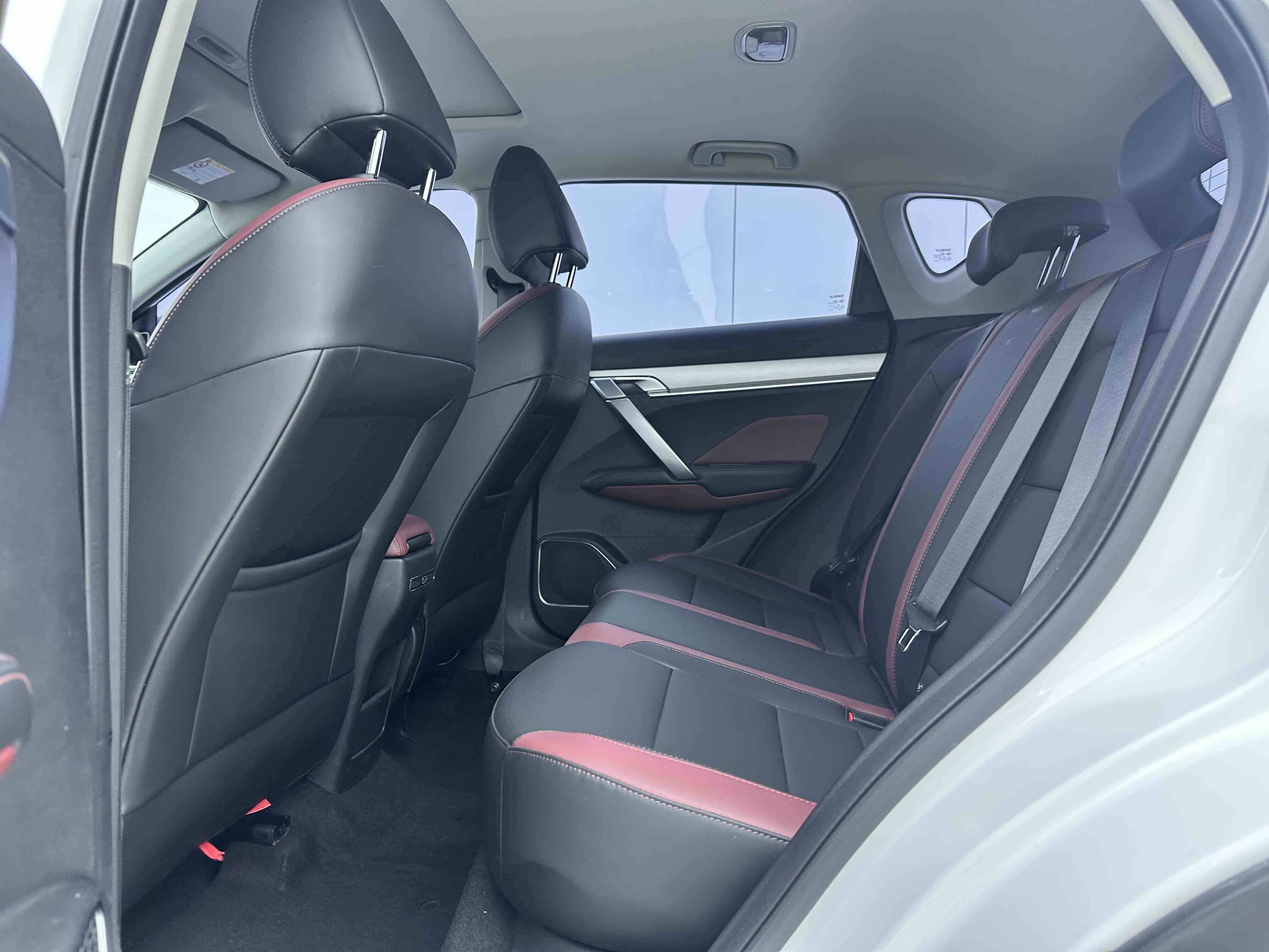 GEELY Coolray 2022 #14 GEELY Coolray 2022 car image #14