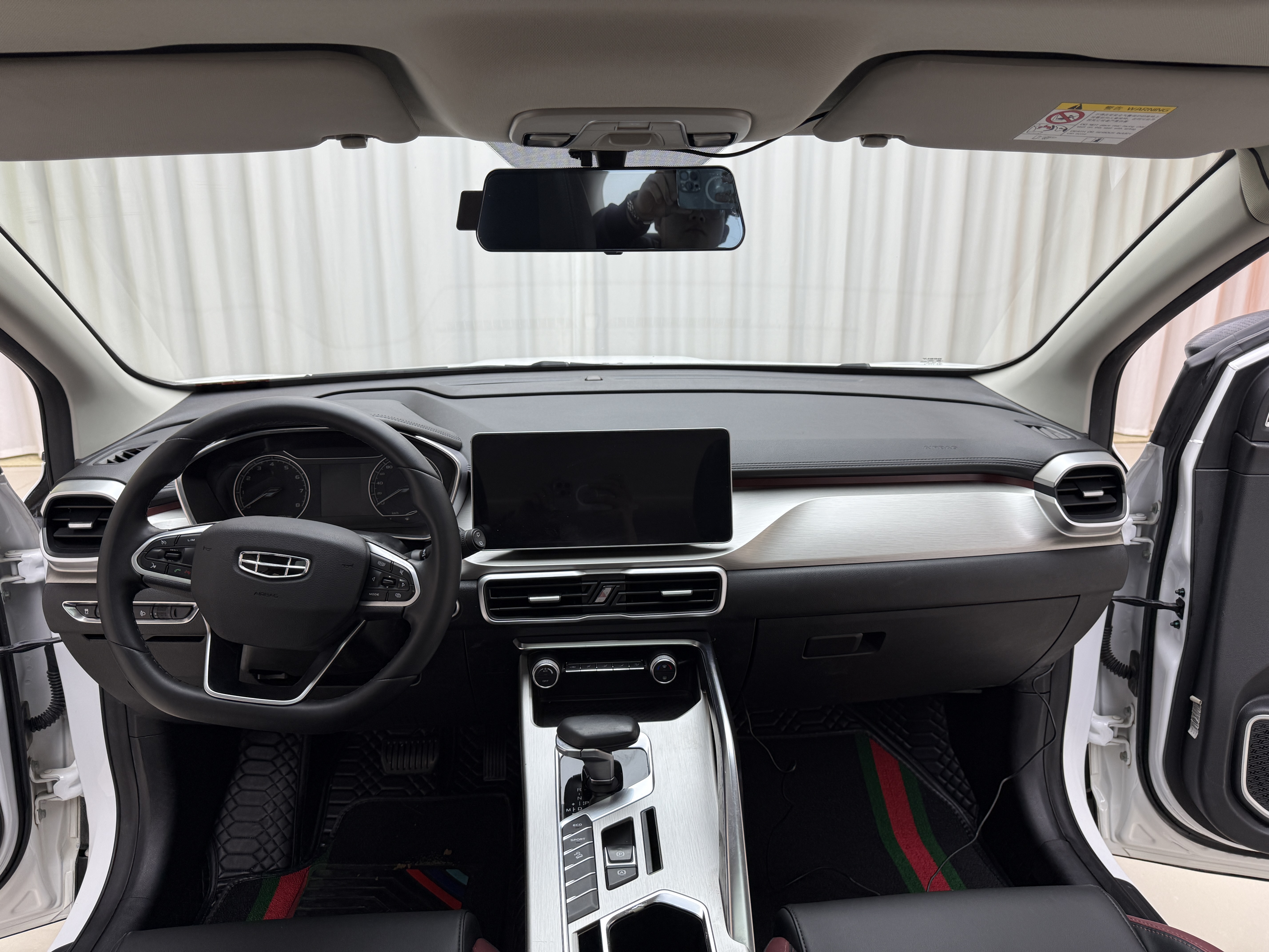 GEELY Coolray 2021 #14 GEELY Coolray 2021 car image #14