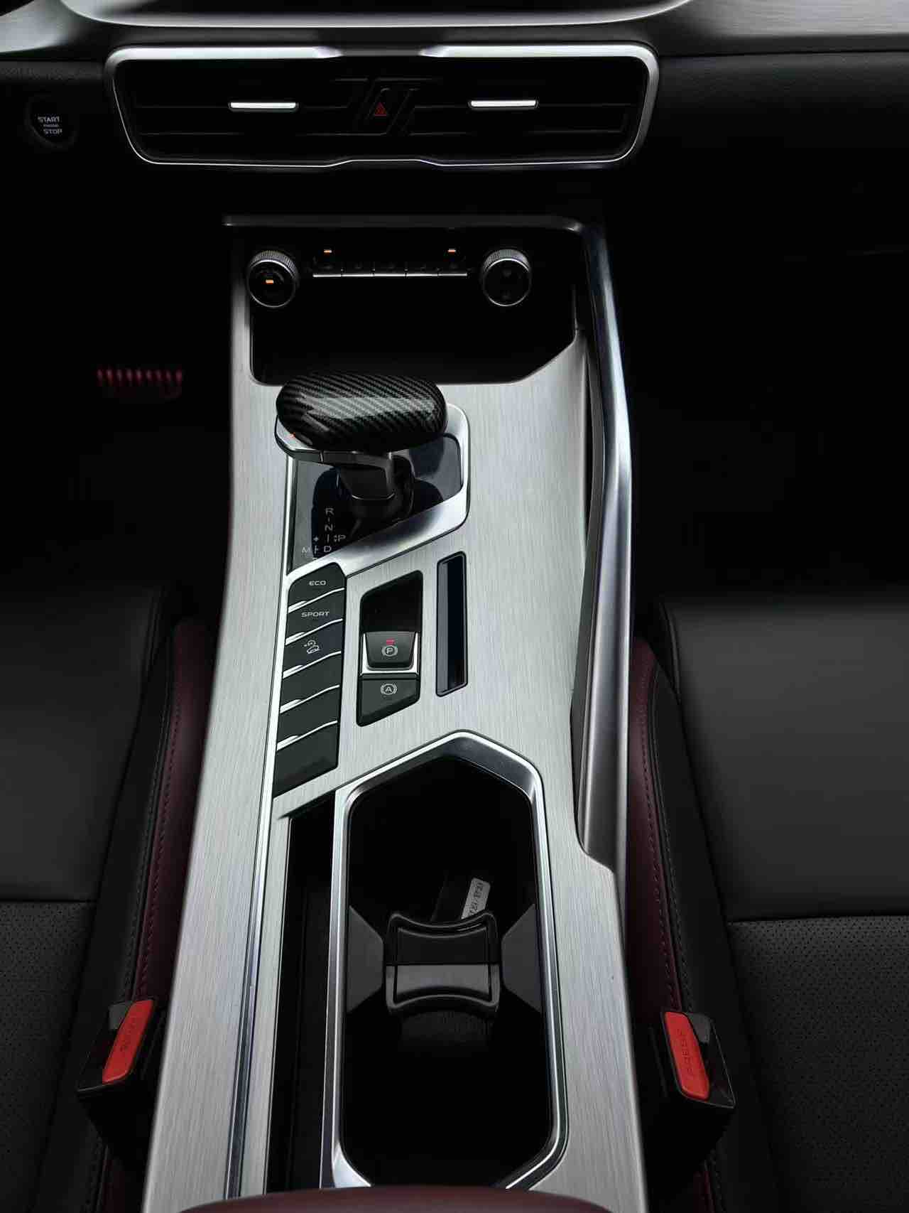 GEELY Coolray 2022 #14 GEELY Coolray 2022 car image #14