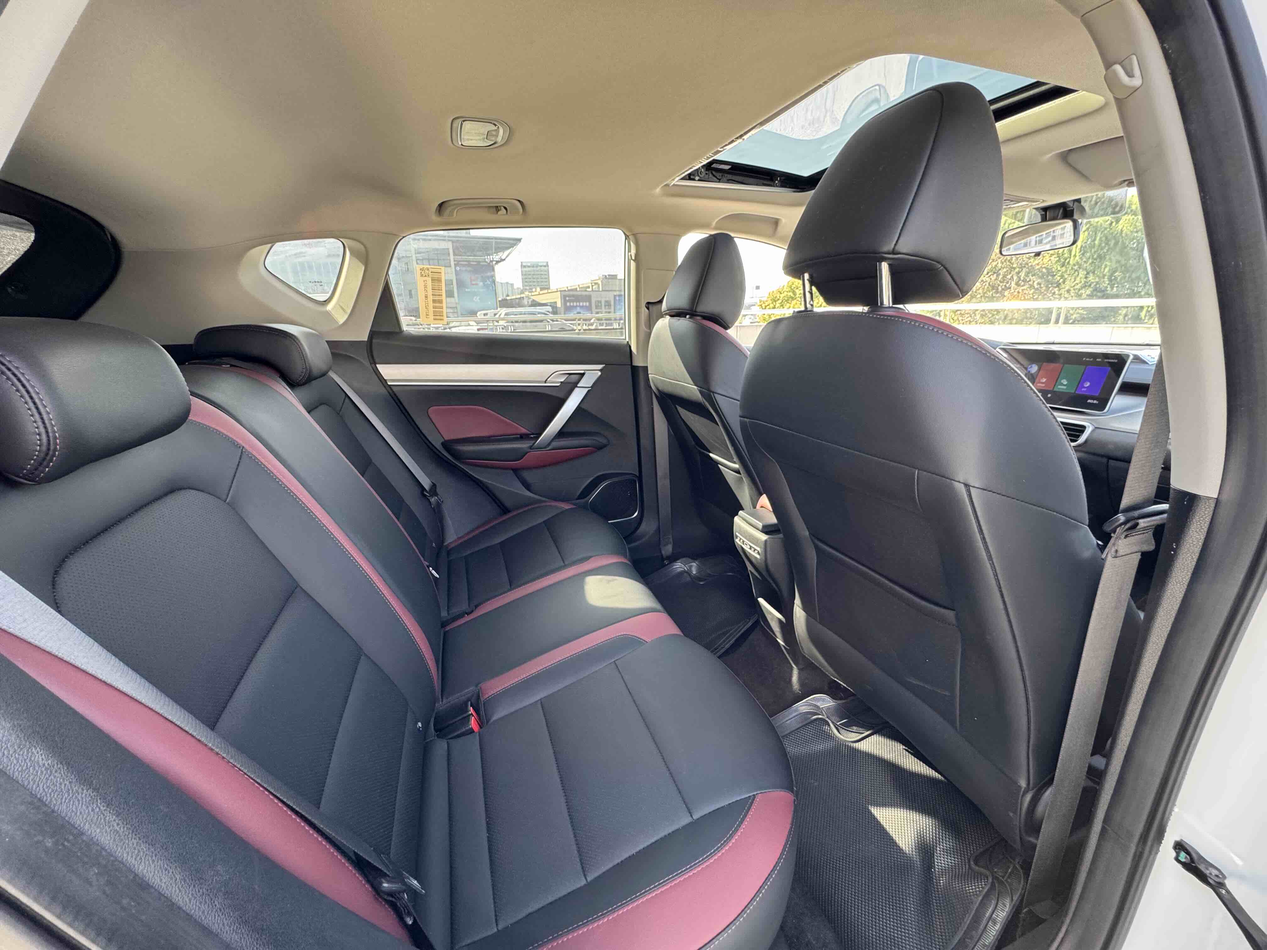 GEELY Coolray 2021 #14 GEELY Coolray 2021 car image #14
