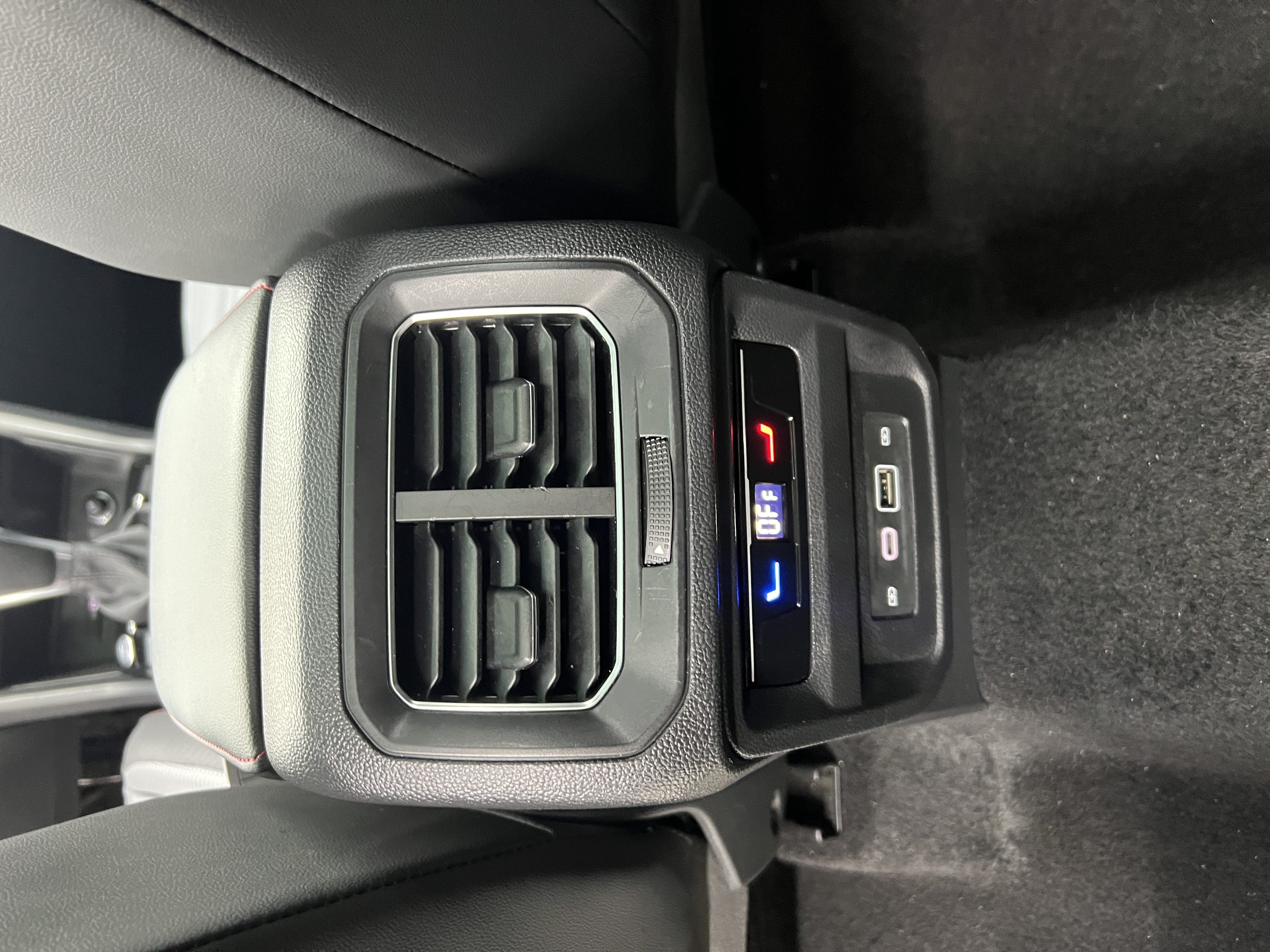 Volkswagen Tiguan X 2021 car image #14