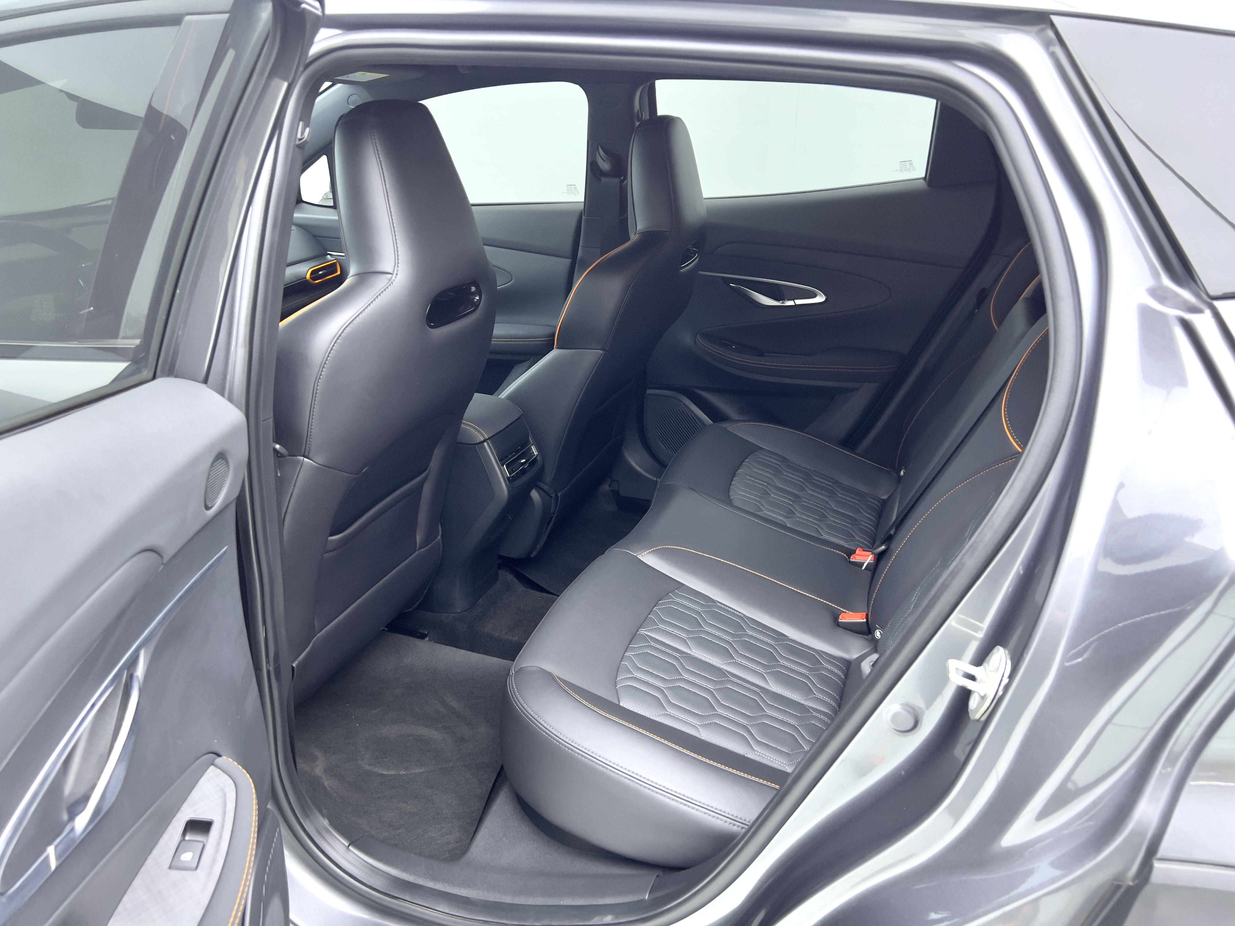 Changan UNI-T 2022 صورة سيارة #14