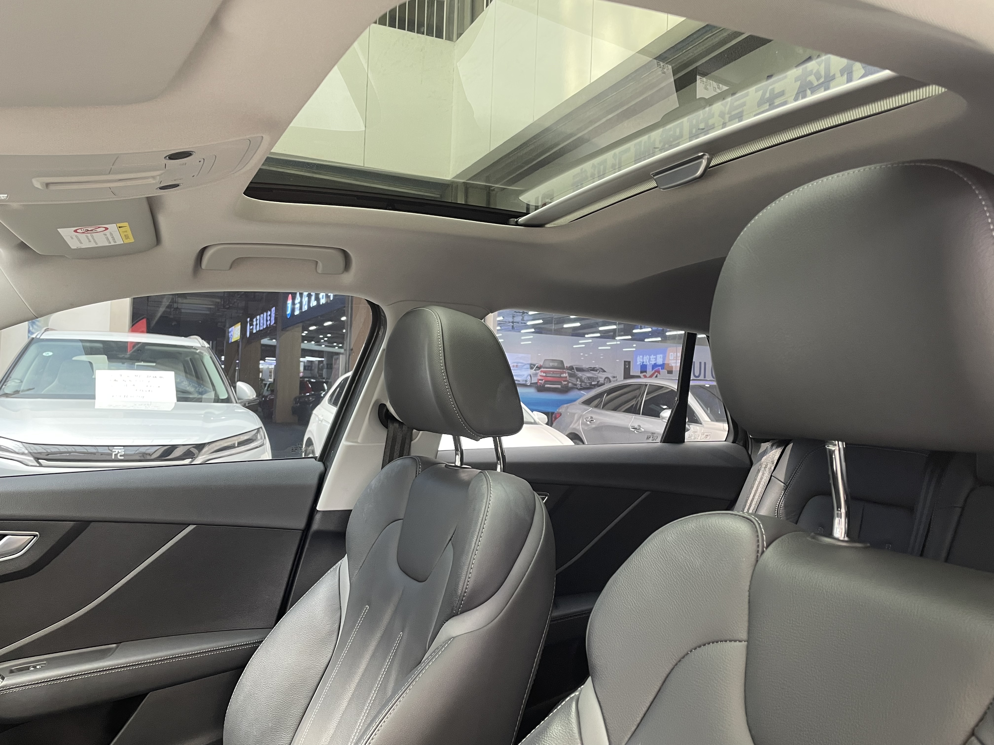 Q2L 2023 #14 Q2L 2023 car image #14