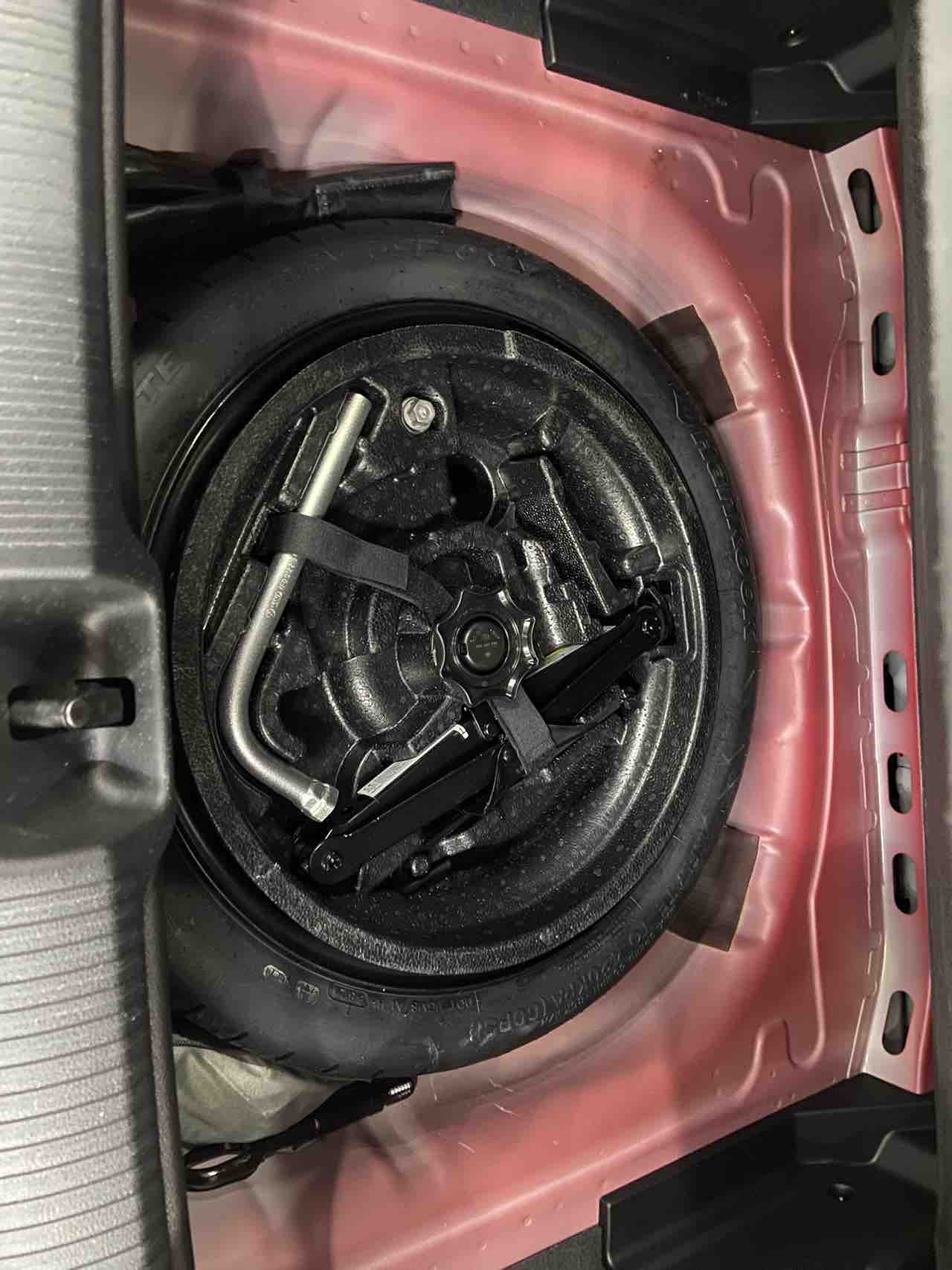Q2L 2022 #14 Q2L 2022 immagine di auto #14