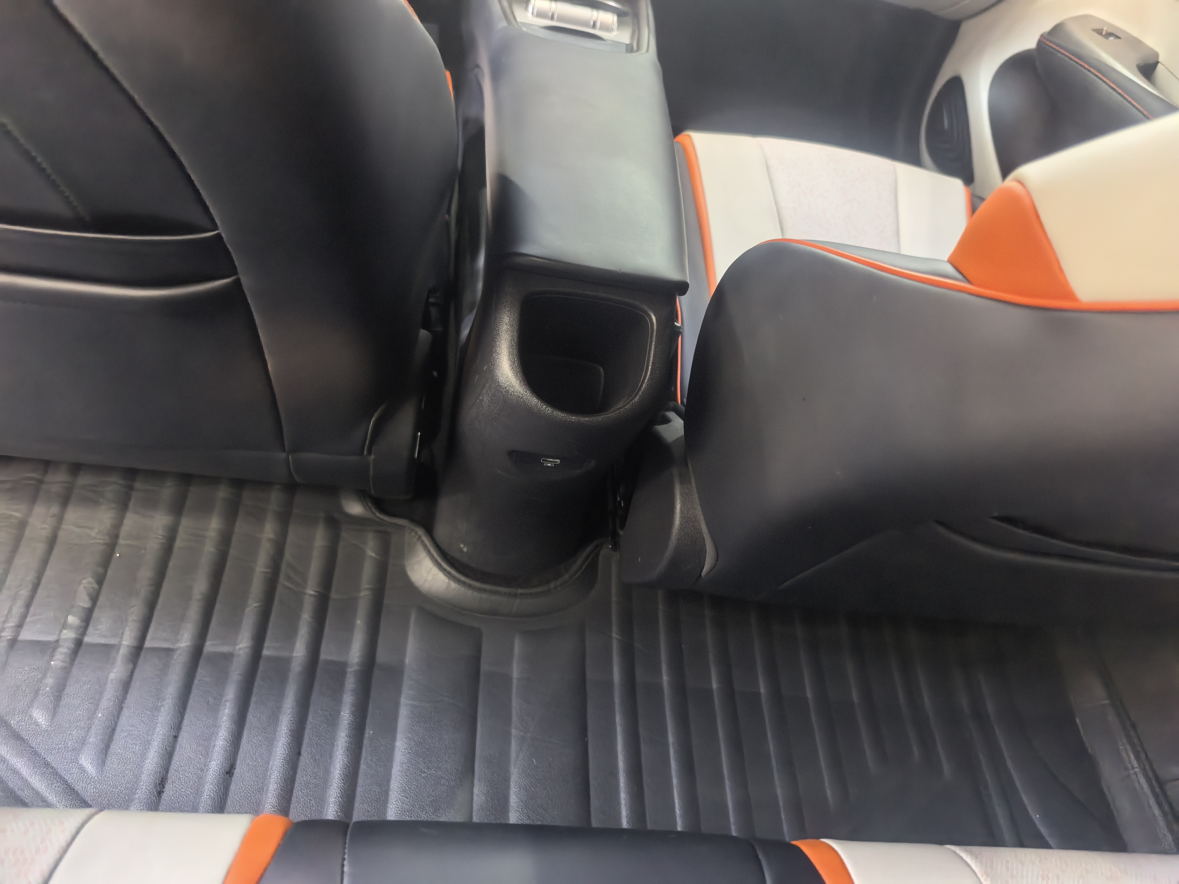 BYD Dolphin 2022 car image #14