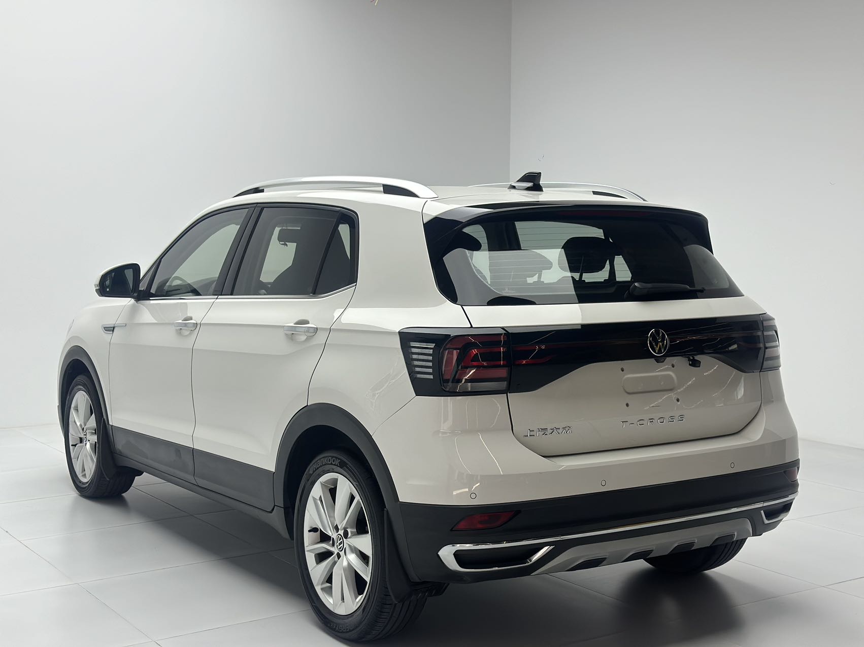 Volkswagen T-Cross 2022 #14 Volkswagen T-Cross 2022 car image #14