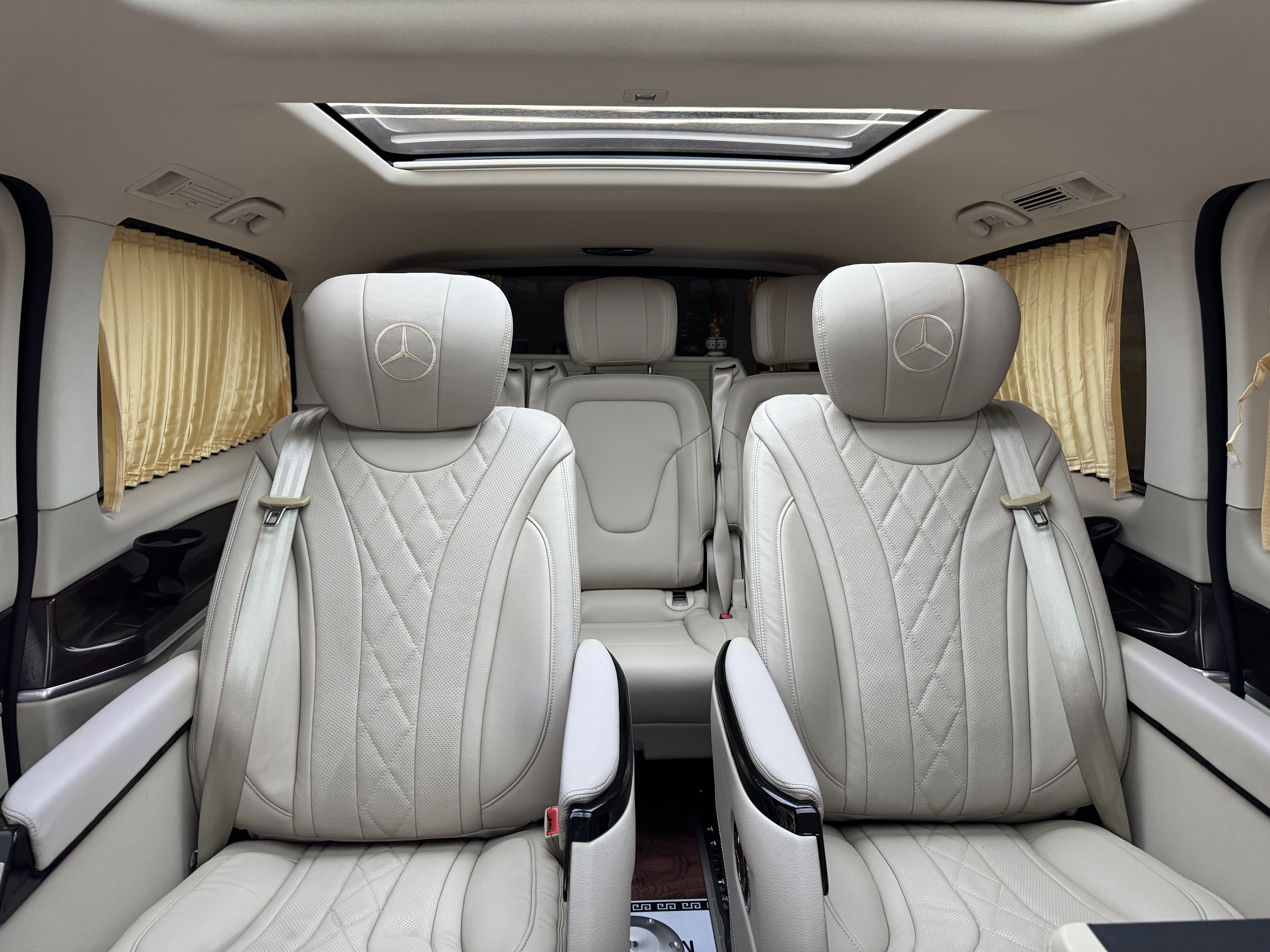 Mercedes-Benz V Class 2021 car image #14