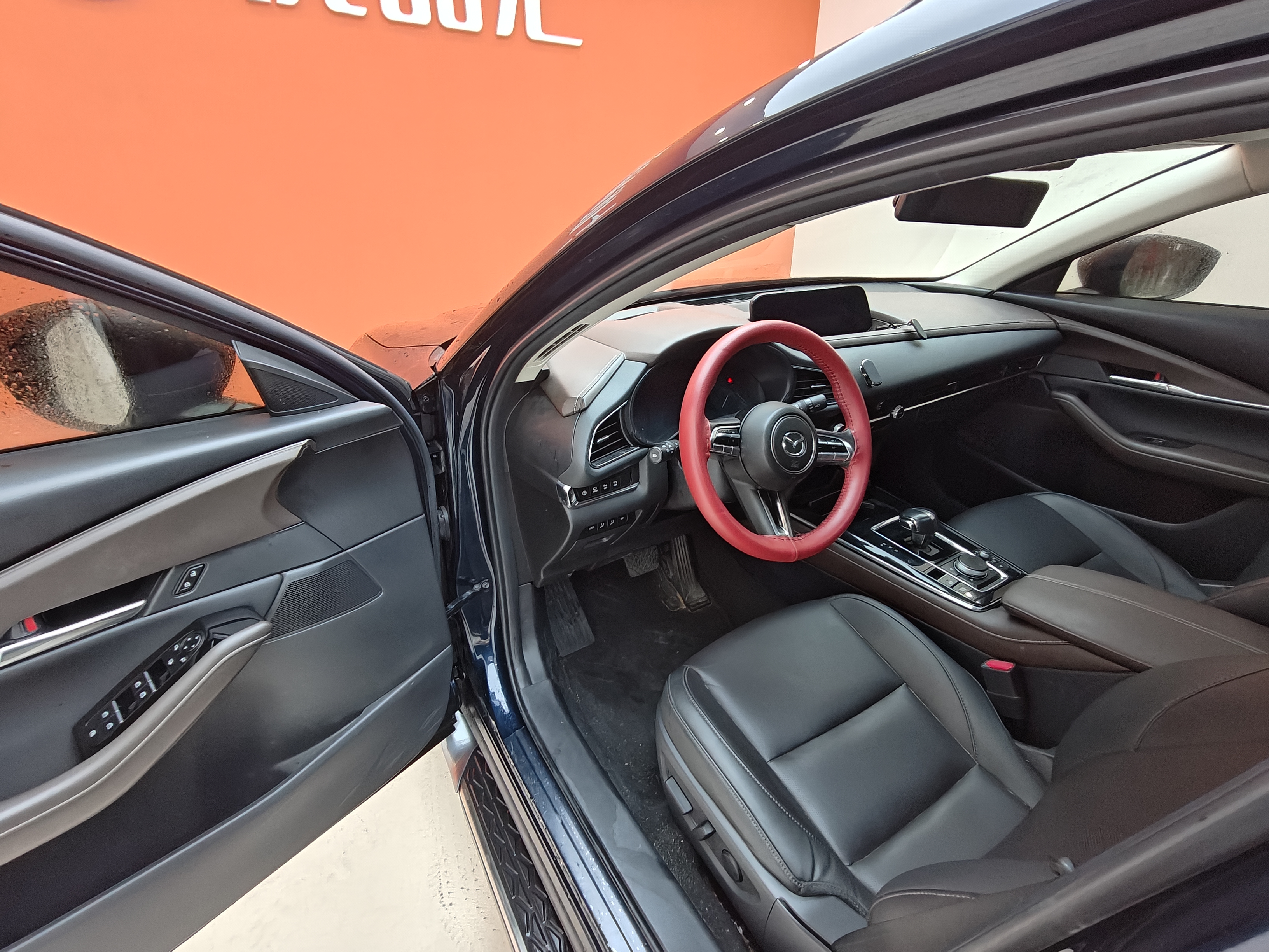 Mazda CX-30 EV 2021 изображение автомобиля #14