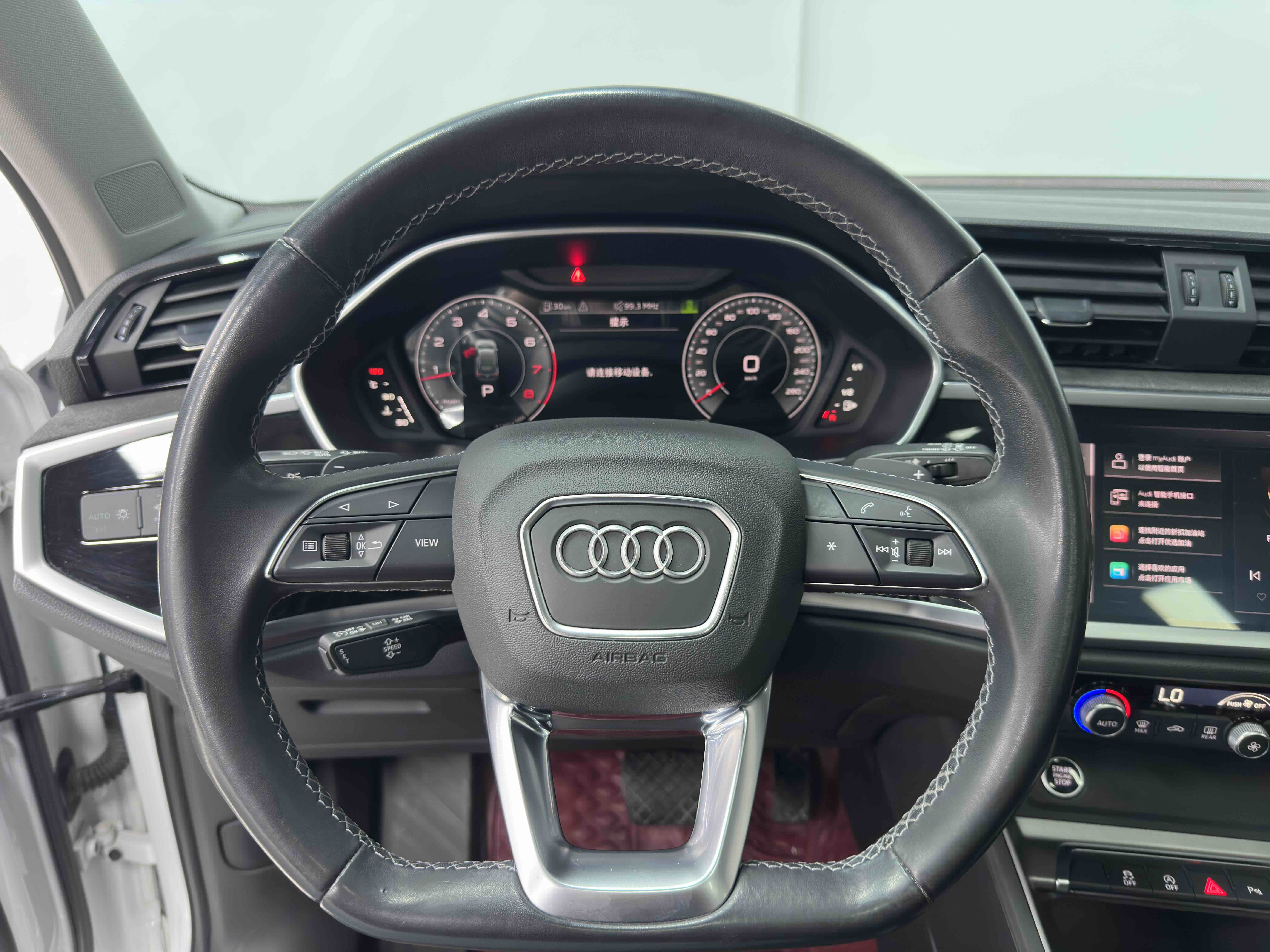 Audi Q3 2023 #14 Audi Q3 2023 car image #14