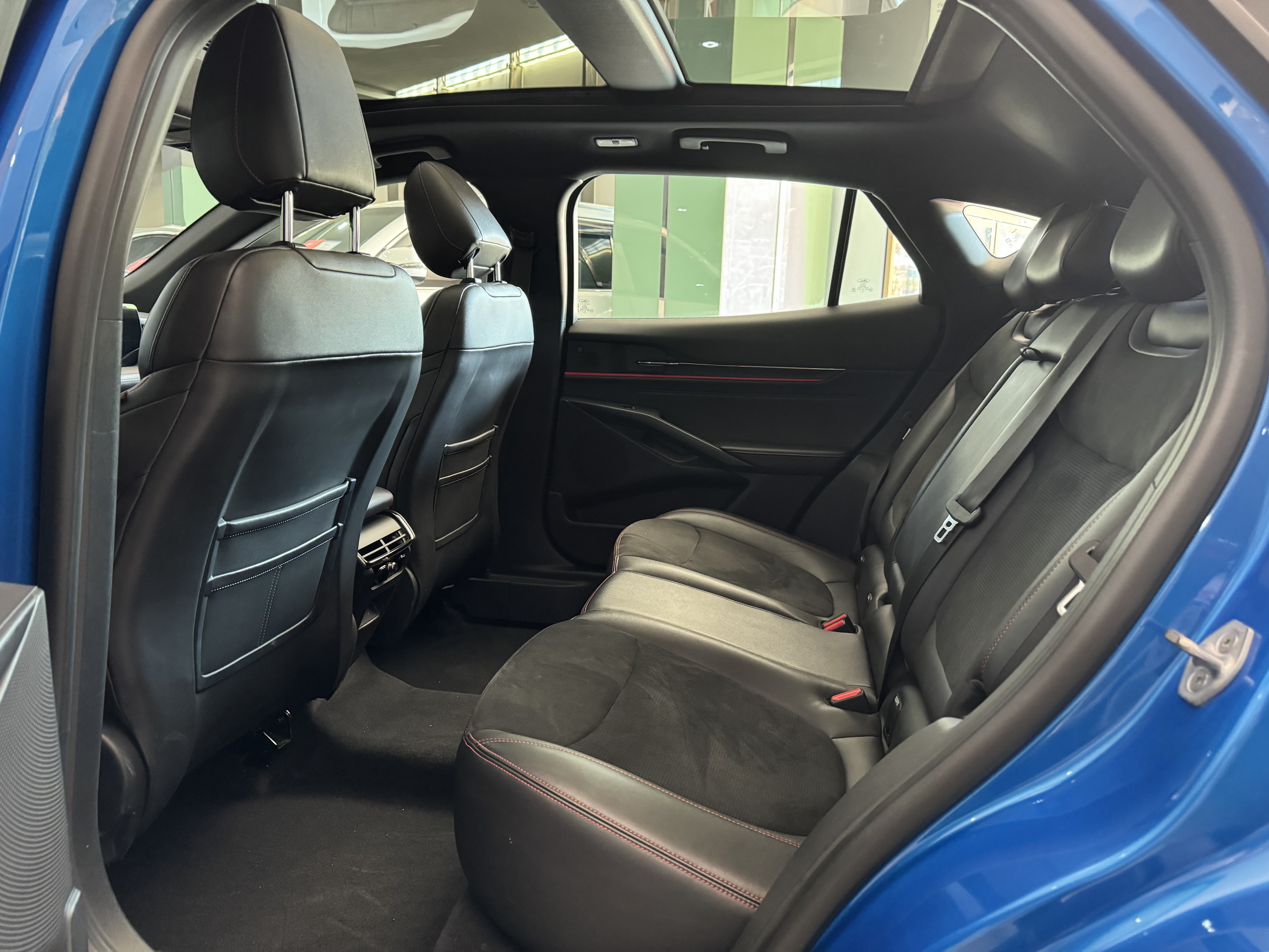 Ford Evos 2022 car image #14