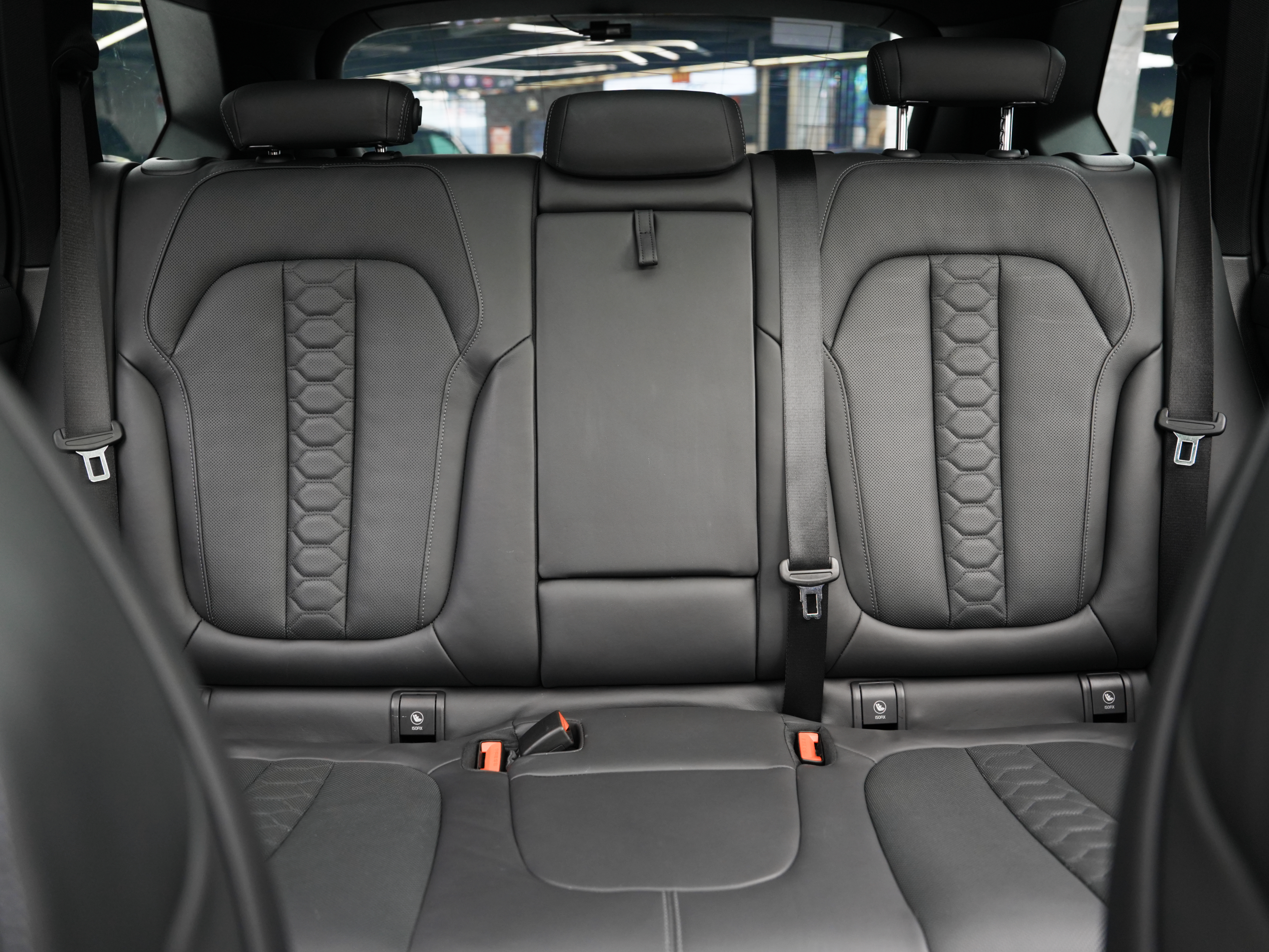 BMW X5 M 2023 immagine di auto #14