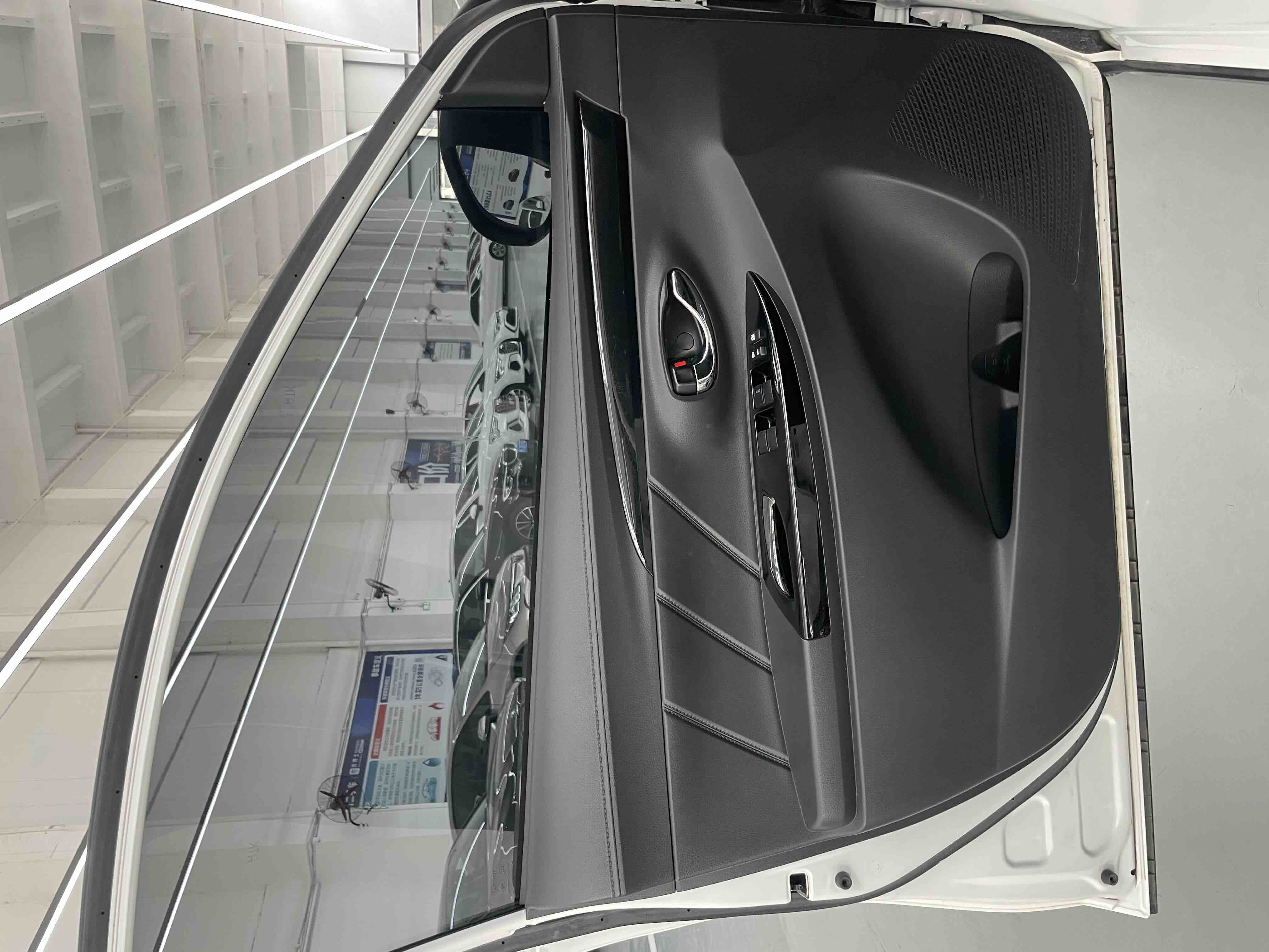 Yaris L Zhixuan 2022 #14 Yaris L Zhixuan 2022 car image #14