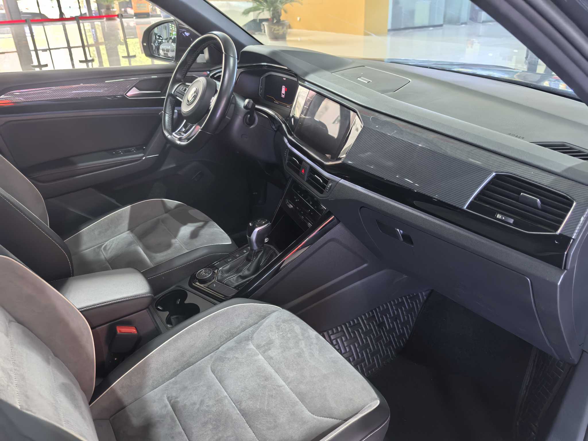 Volkswagen Tayron 2022 car image #14