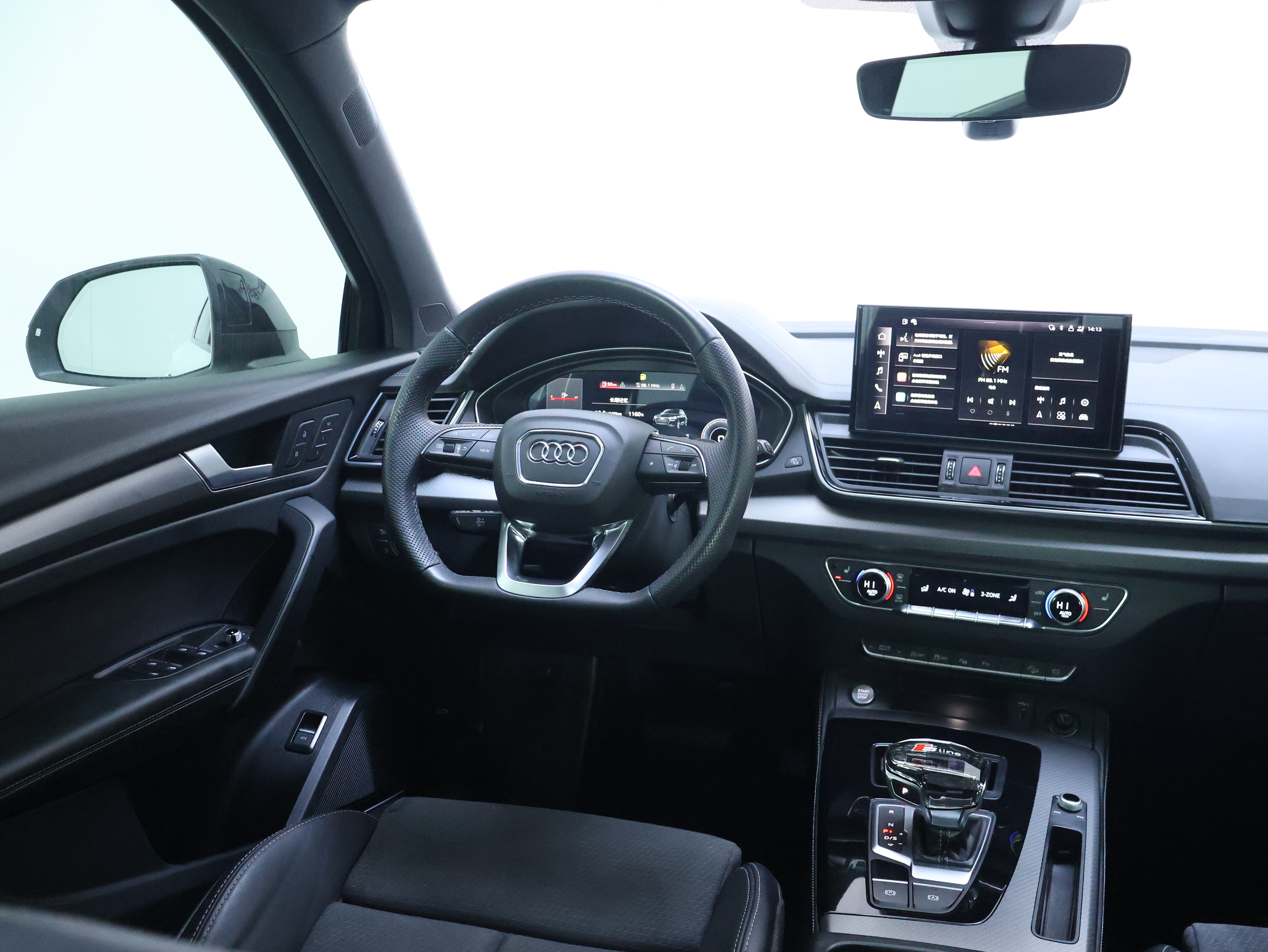 Audi Q5L Sportback 2023 immagine di auto #14