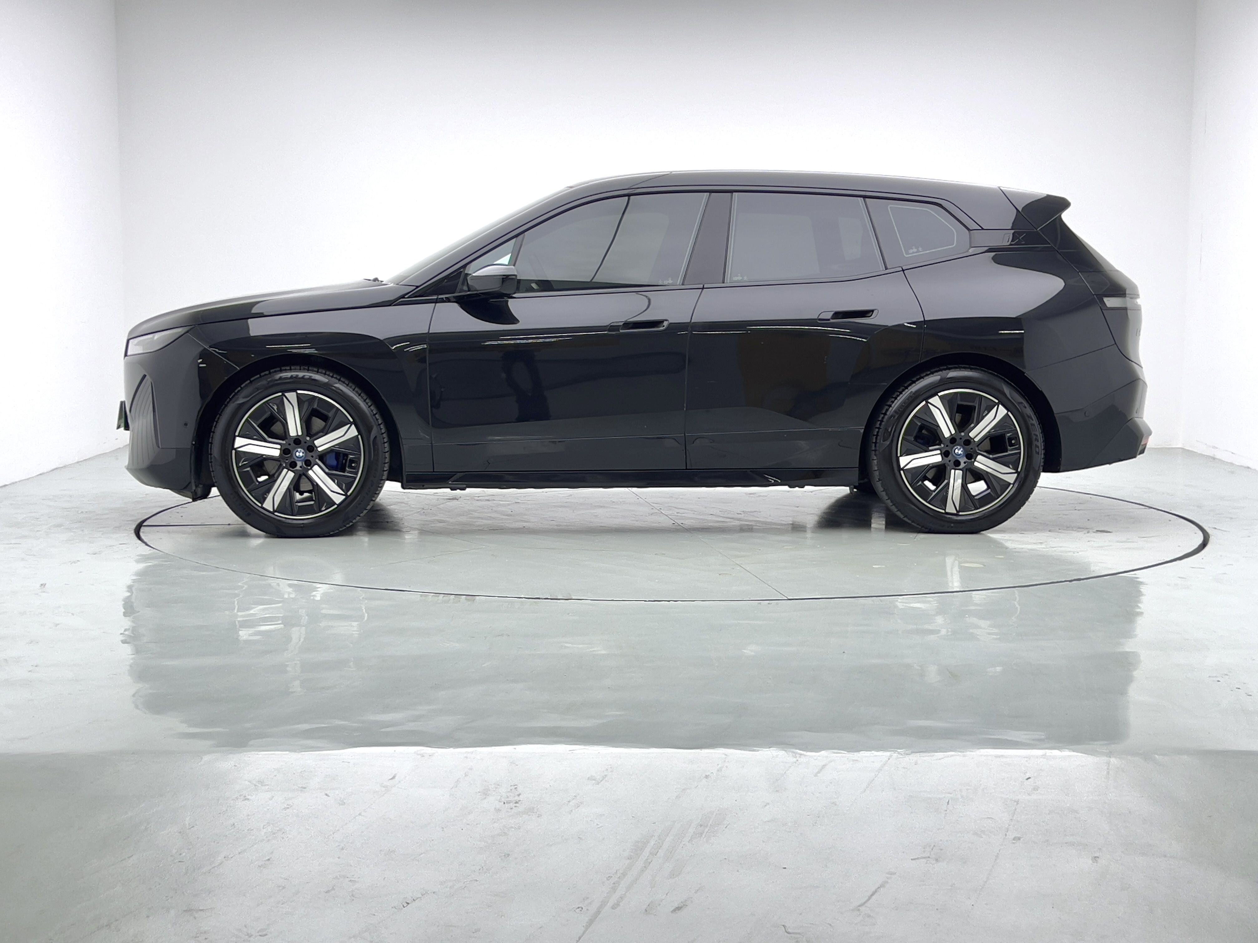 BMW 2023 car image #14
