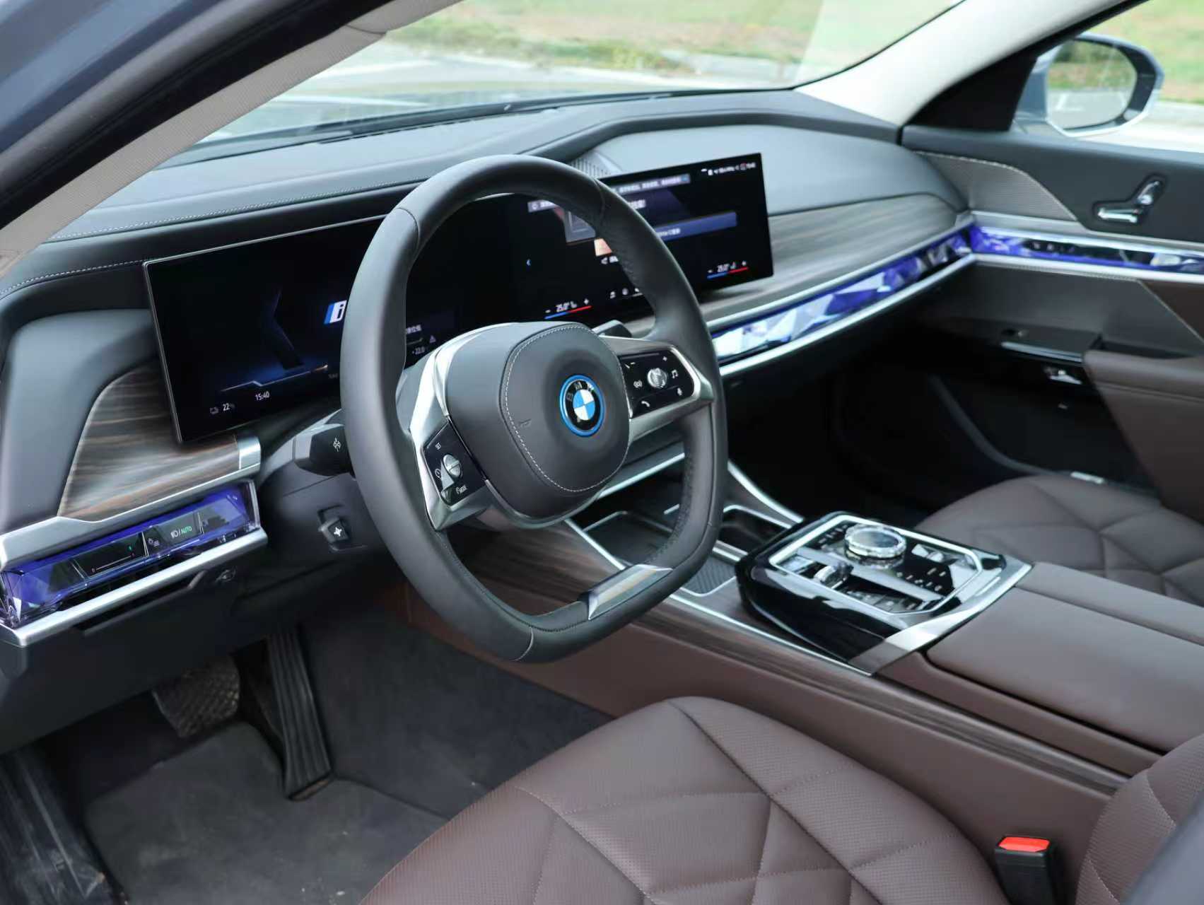 BMW iX 2023 #14 BMW iX 2023 car image #14