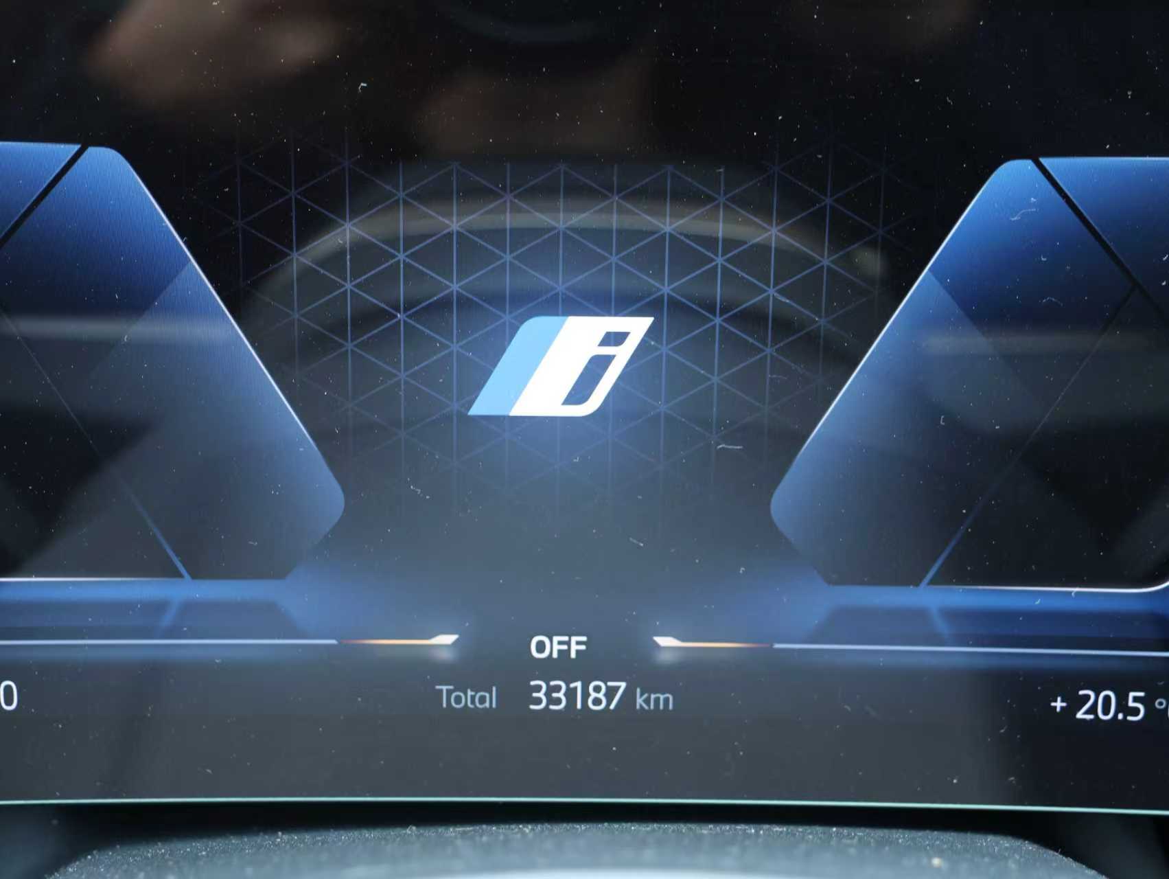 BMW iX 2023 #14 BMW iX 2023 car image #14