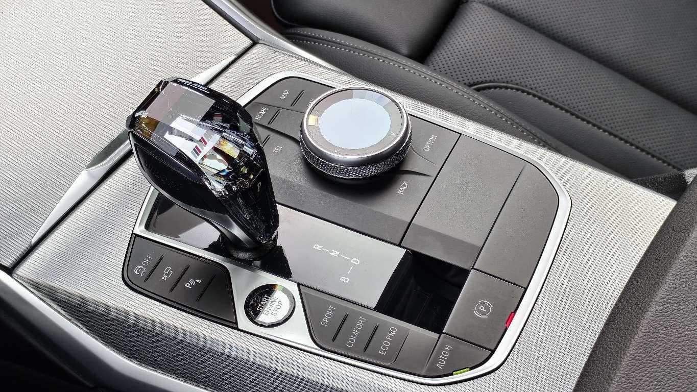 BMW i4 2023 #14 BMW i4 2023 car image #14