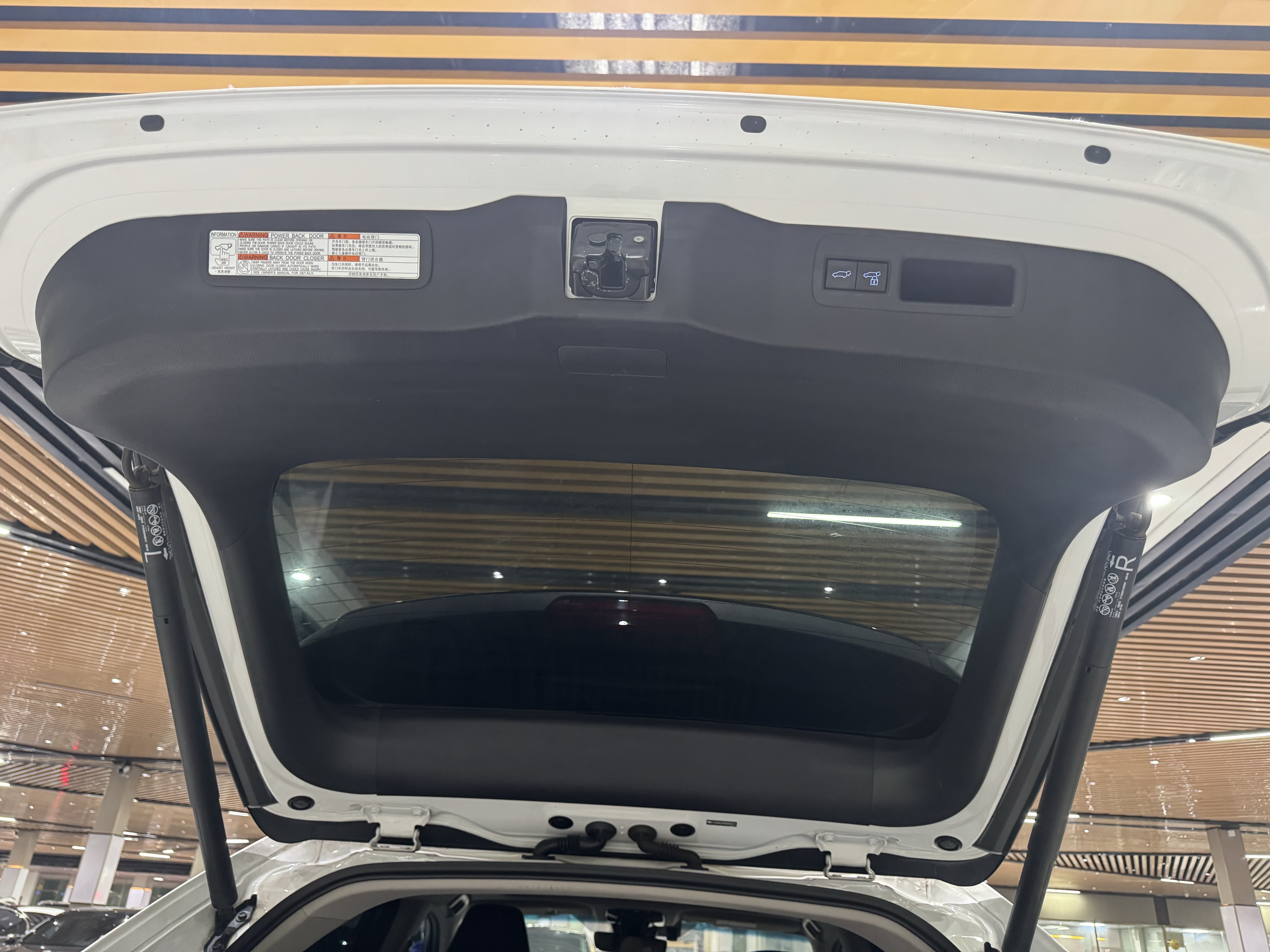 Toyota Venza 2022 immagine di auto #14