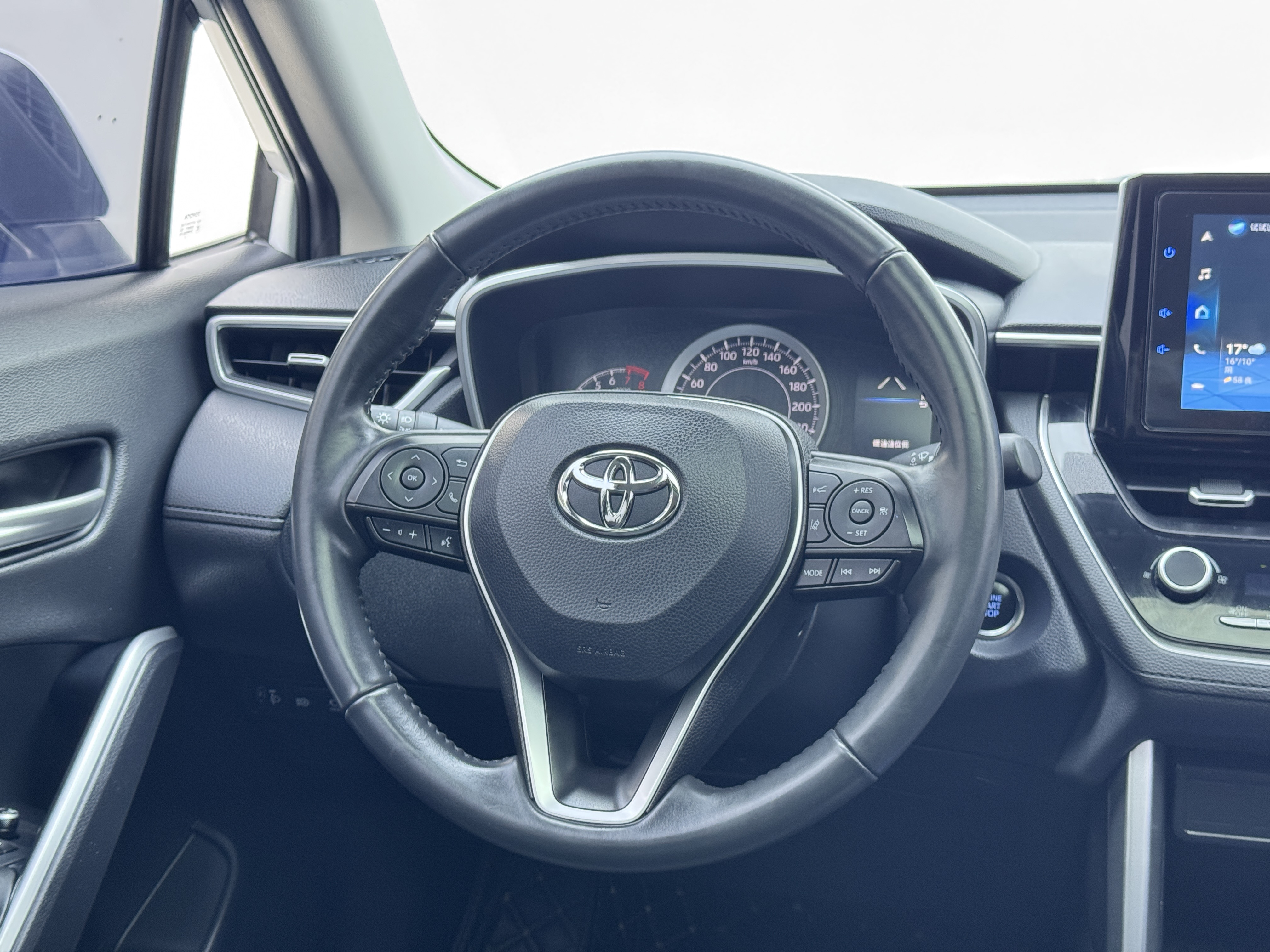 Toyota Corolla Cross 2022 car image #14