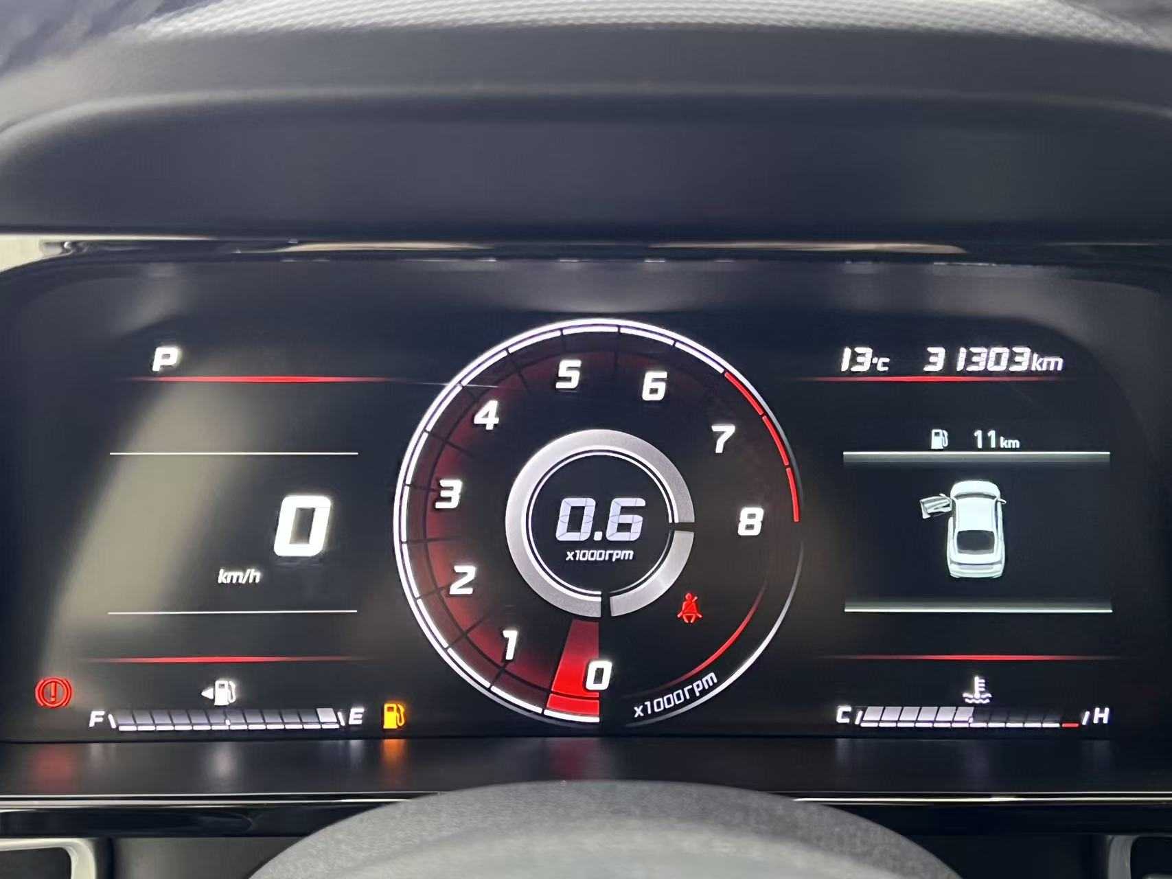 Hyundai Elantra 2022 car image #14