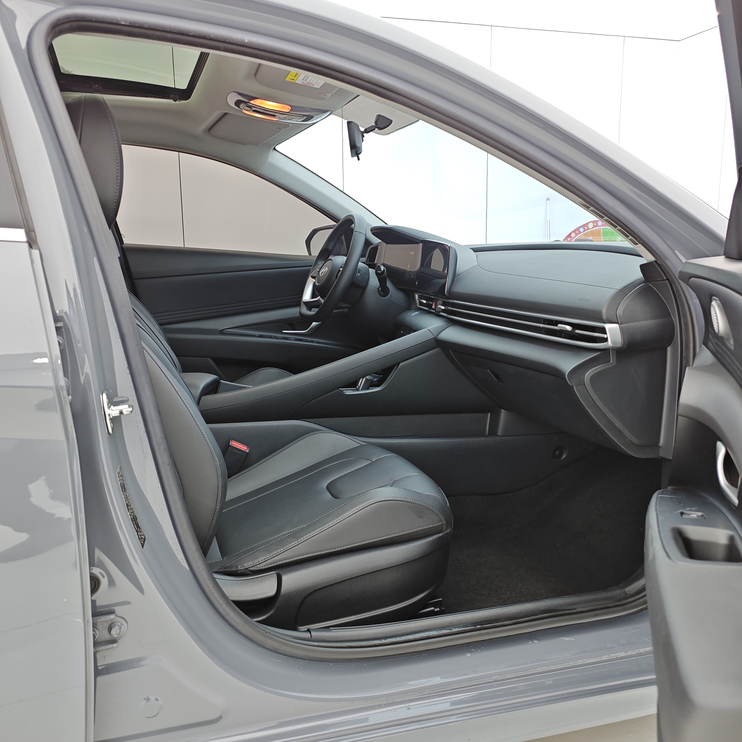 Hyundai Elantra 2022 immagine di auto #14