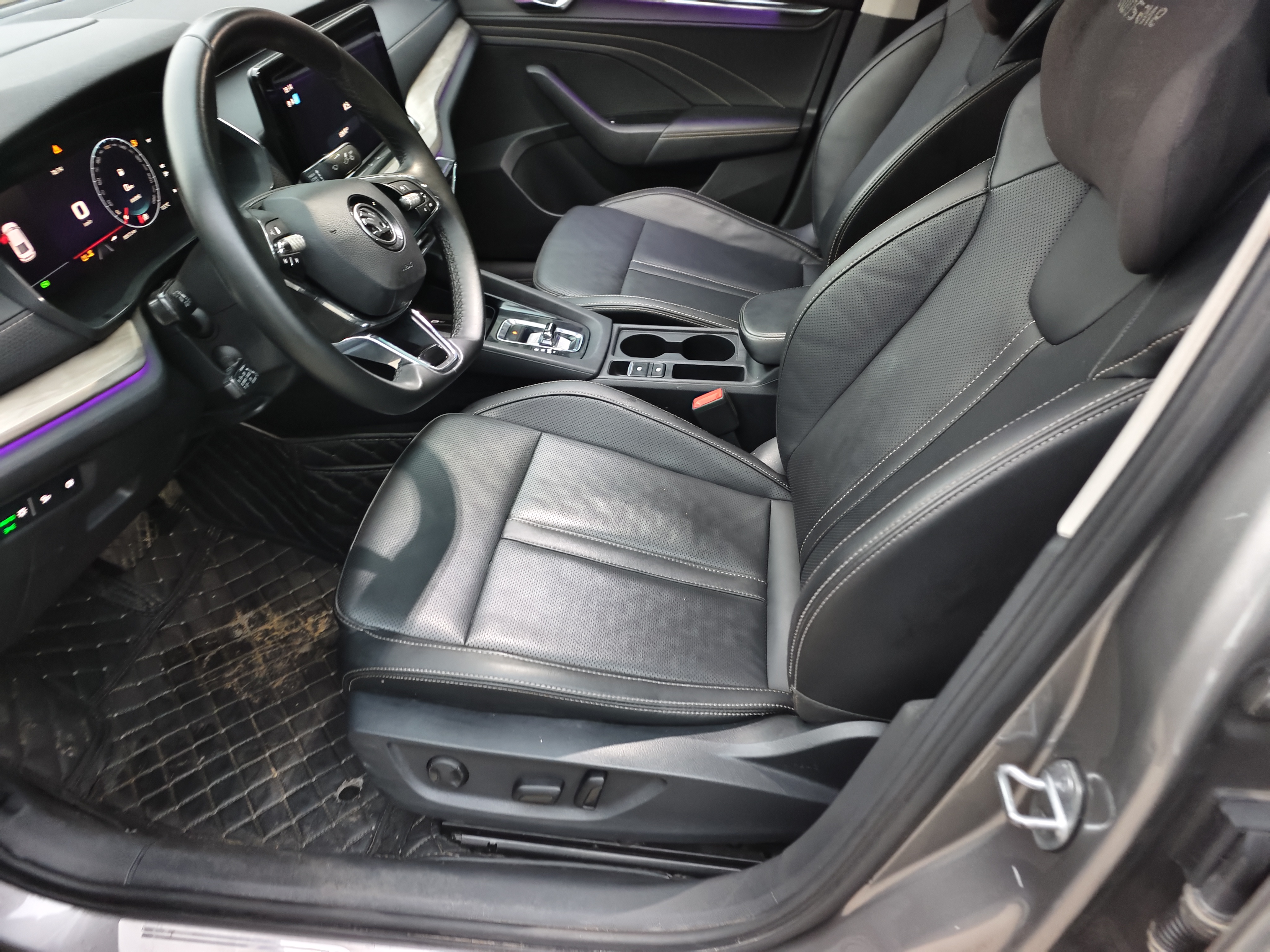 Skoda Octavia 2022 car image #14