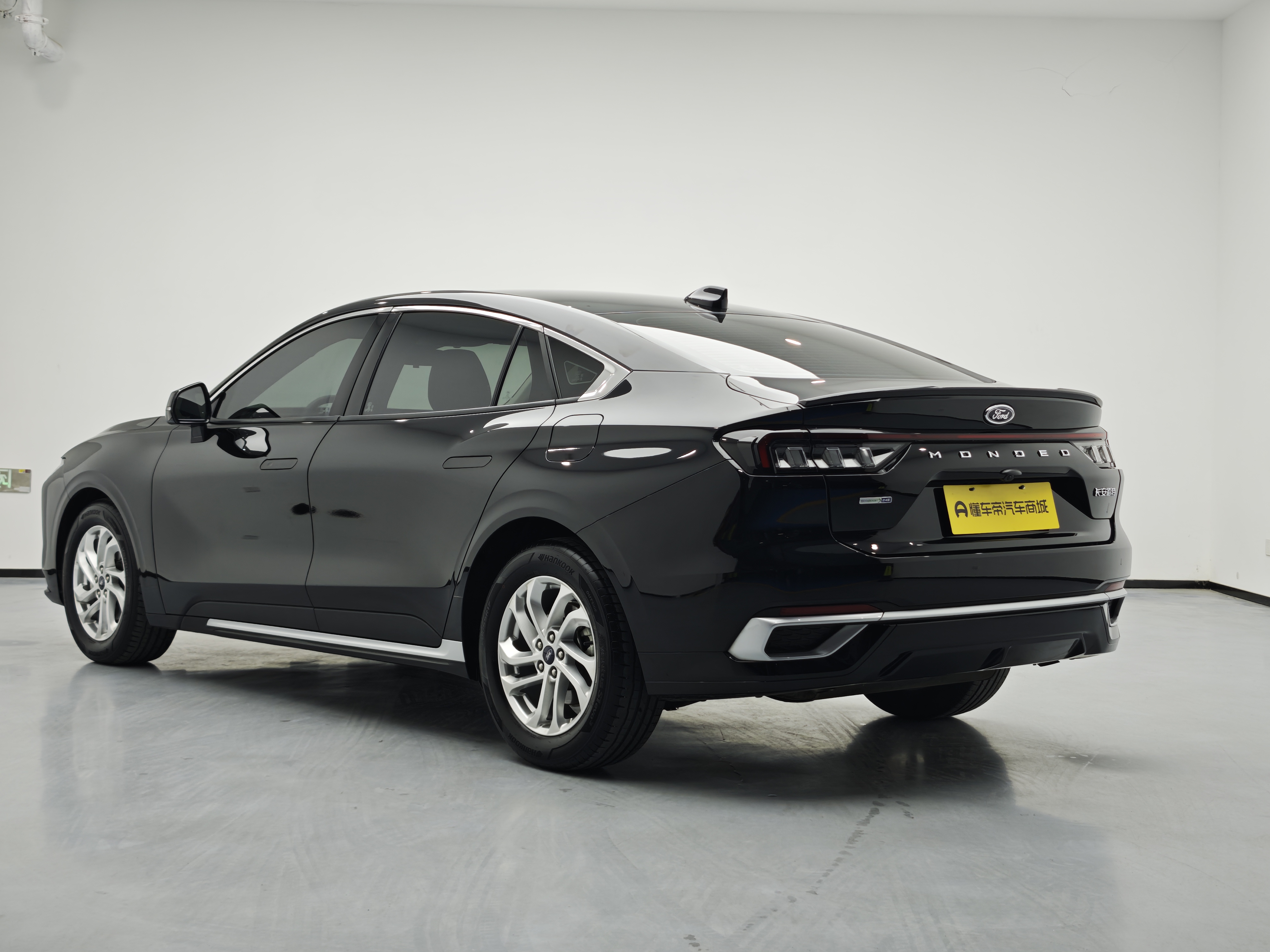 Ford Mondeo 2023 صورة سيارة #14