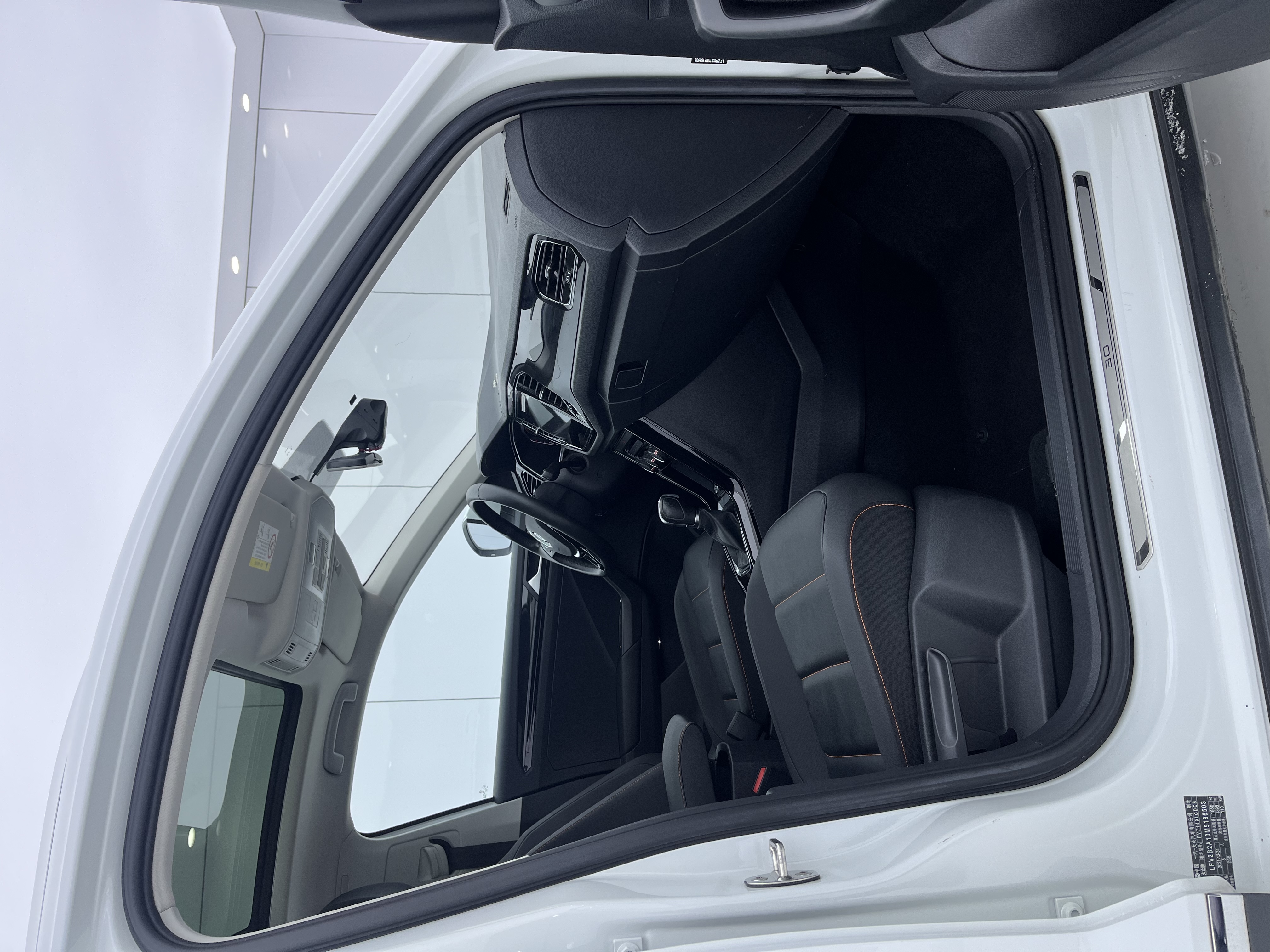 Volkswagen T-Roc 2022 immagine di auto #14