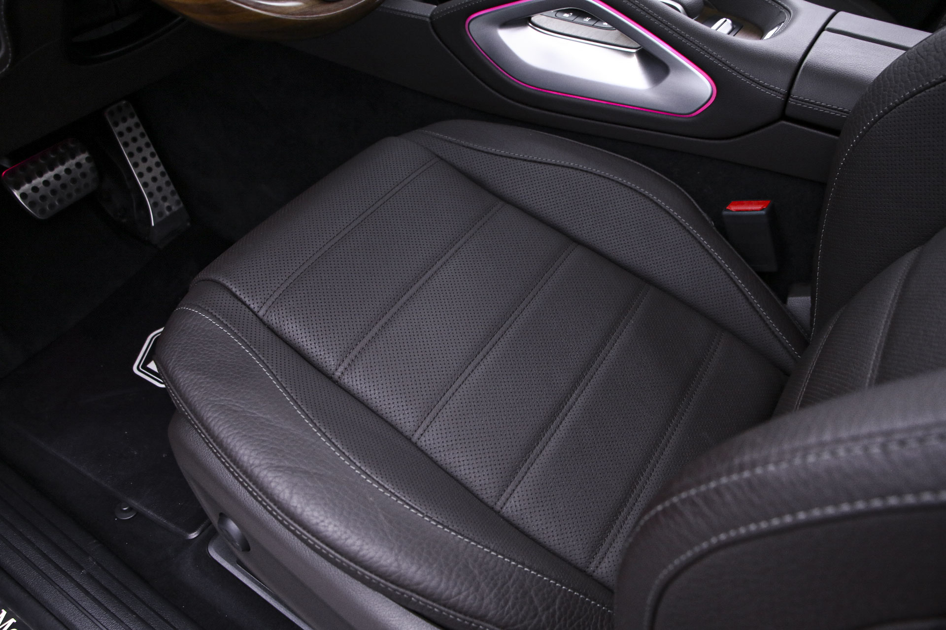 Mercedes-Benz GLS Class 2022 #14 Mercedes-Benz GLS Class 2022 car image #14